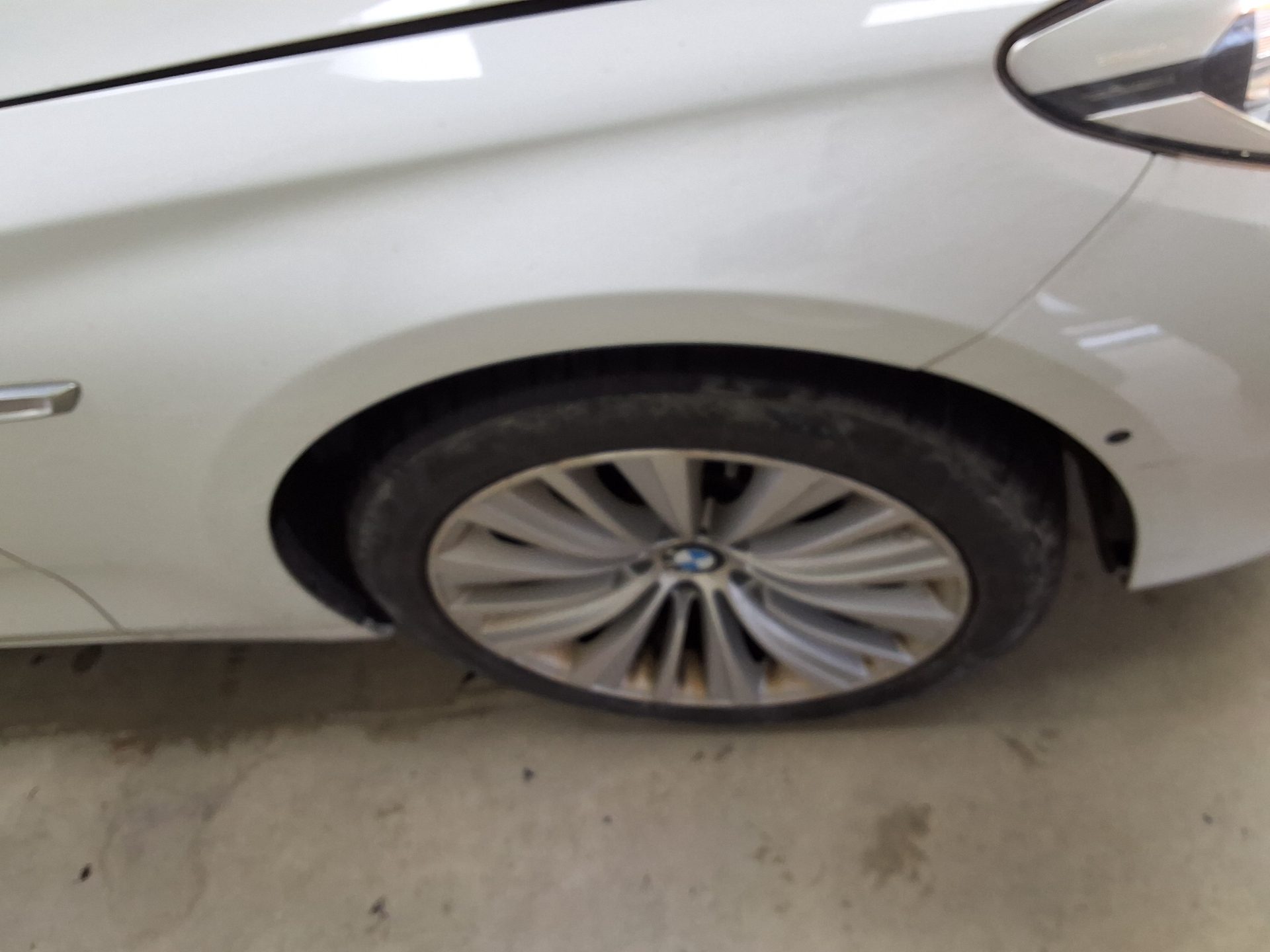 بي إم دبليو Gran Turismo (GT) 5 Series GT 20D Ed Edition لكجري 2015 GT GT فاخر