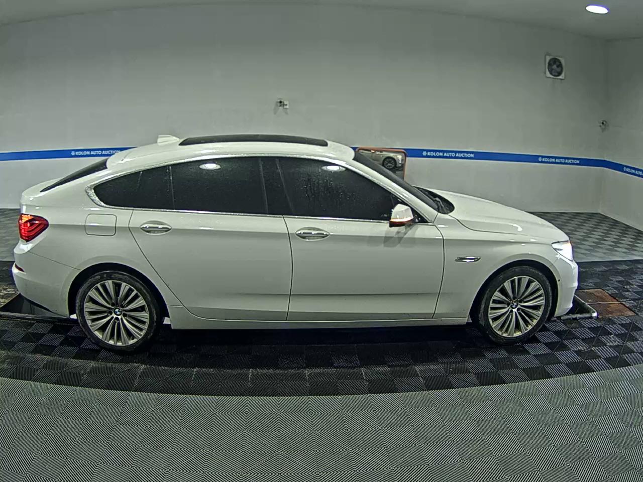 بي إم دبليو Gran Turismo (GT) 5 Series GT 20D Ed Edition لكجري 2015 GT GT فاخر