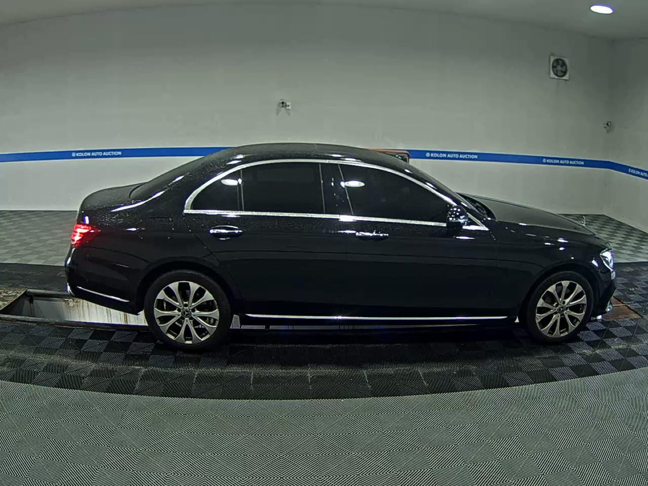 مرسيدس بنز E Class (5Th Gen) E300 فورماتيك إكسكلوسيف 2020 4MATIC إكسكلوسيف