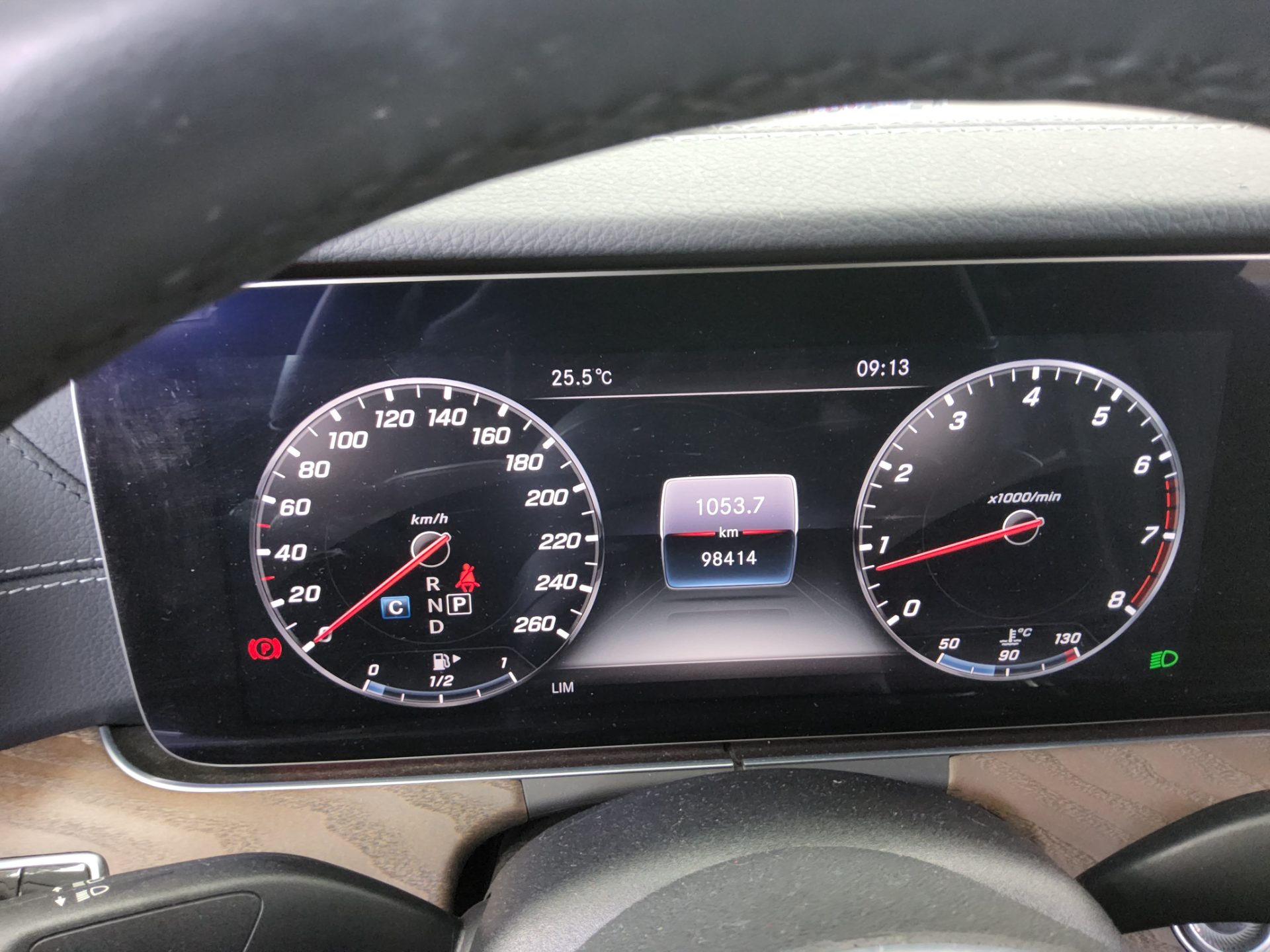 مرسيدس بنز E Class (5Th Gen) E300 فورماتيك إكسكلوسيف 2019 4MATIC إكسكلوسيف