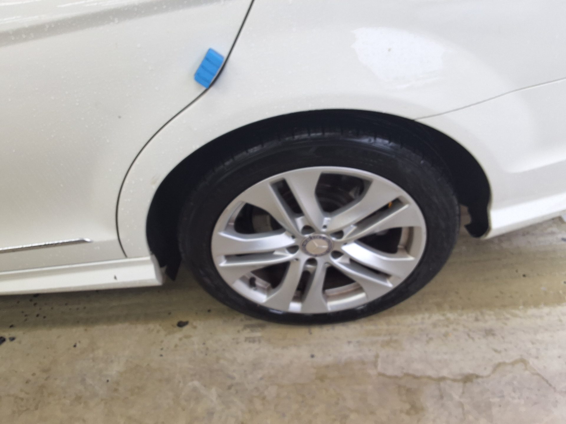 مرسيدس بنز C Class (3Rd Gen) C200 Blue Efficiency Avantgarde 2012 C200