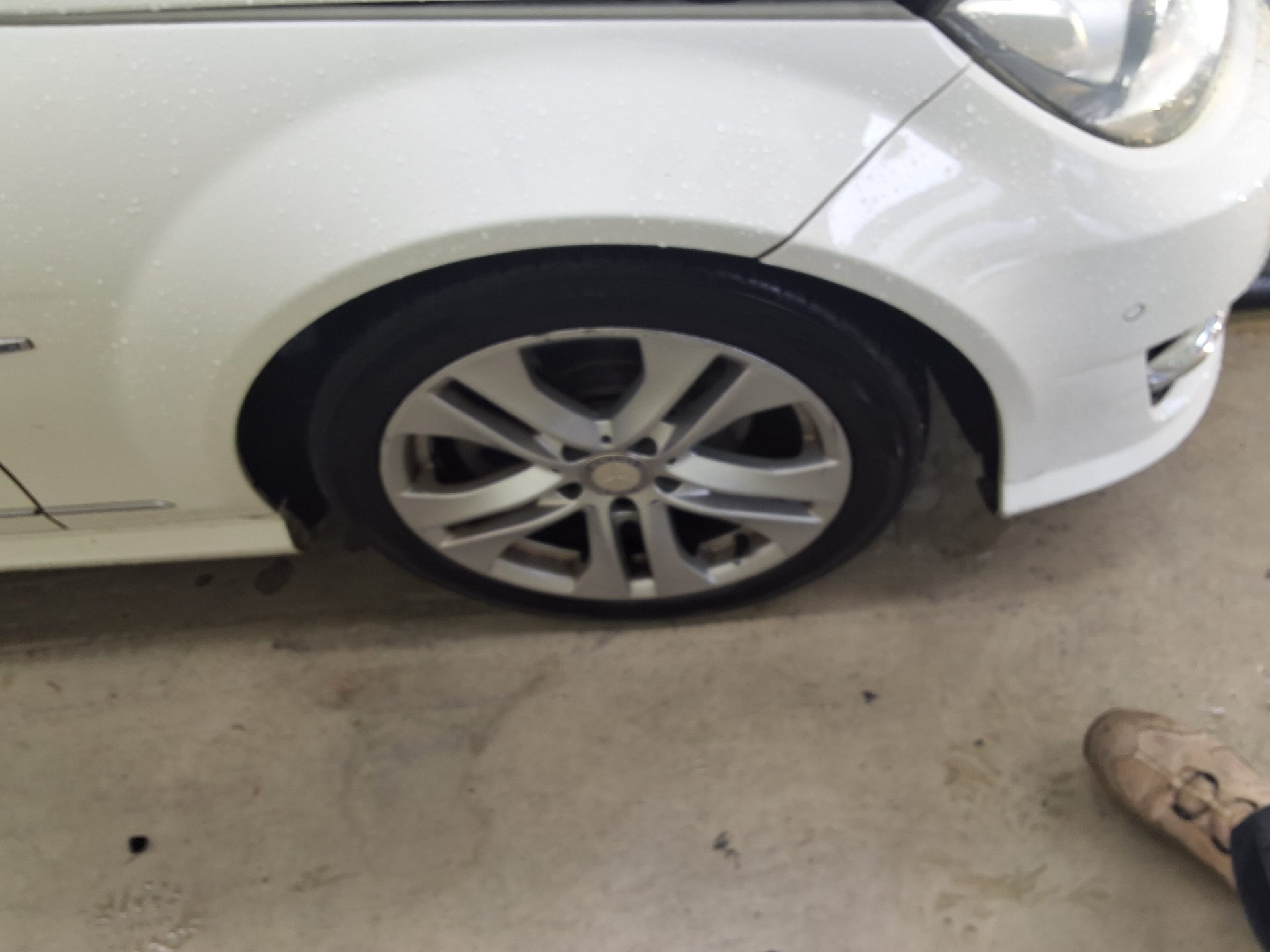 مرسيدس بنز C Class (3Rd Gen) C200 Blue Efficiency Avantgarde 2012 C200