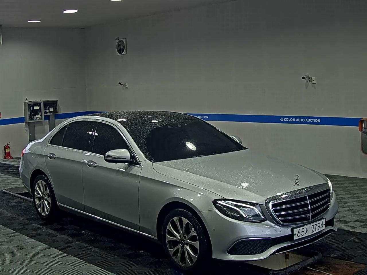 مرسيدس بنز E Class (5Th Gen) E300 فورماتيك إكسكلوسيف 2019 4MATIC إكسكلوسيف