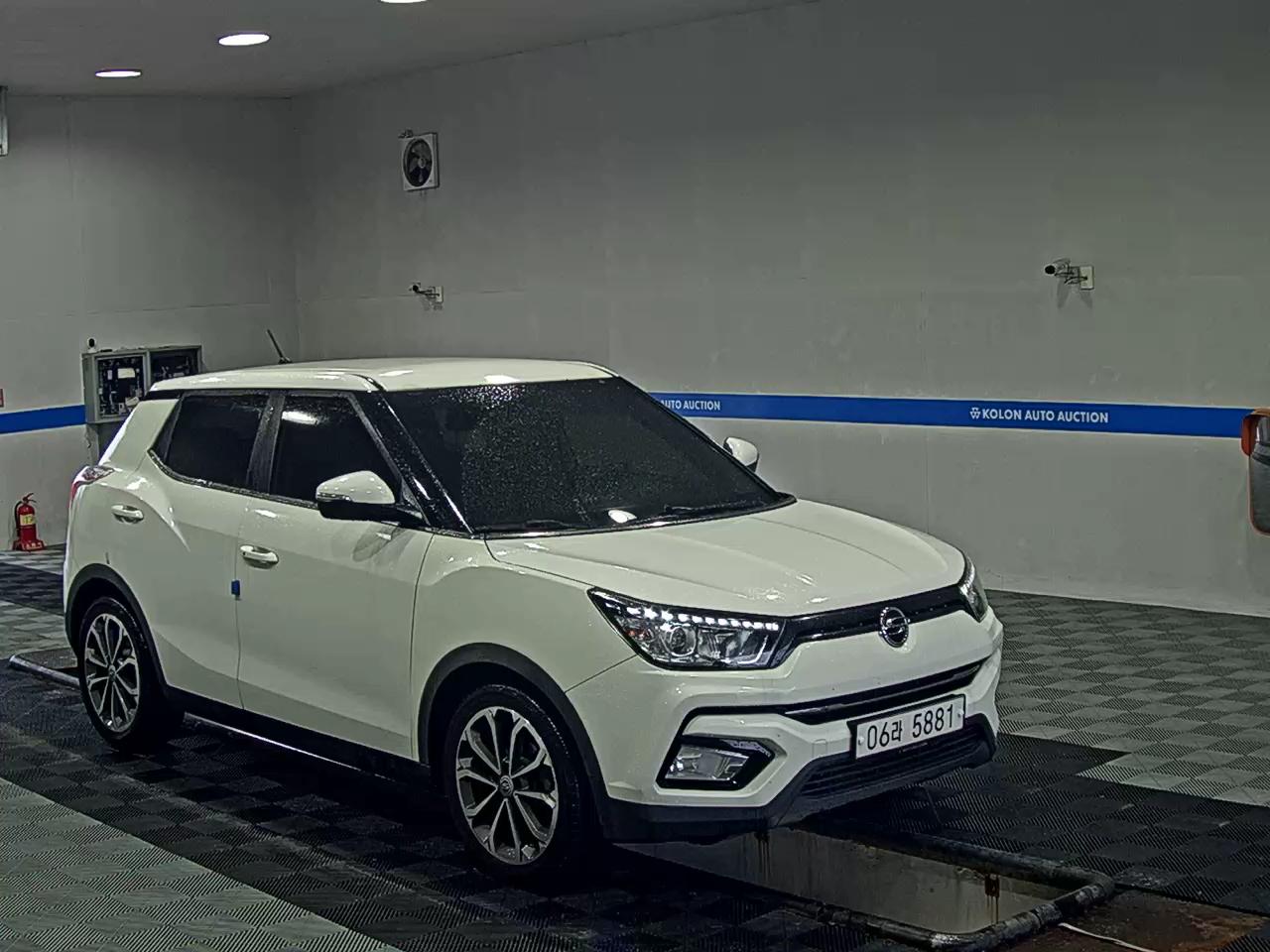 كي جي موبيليتي Mobility (سانج يونج) تيفولي Armour 1.6 بنزين Vx 2018