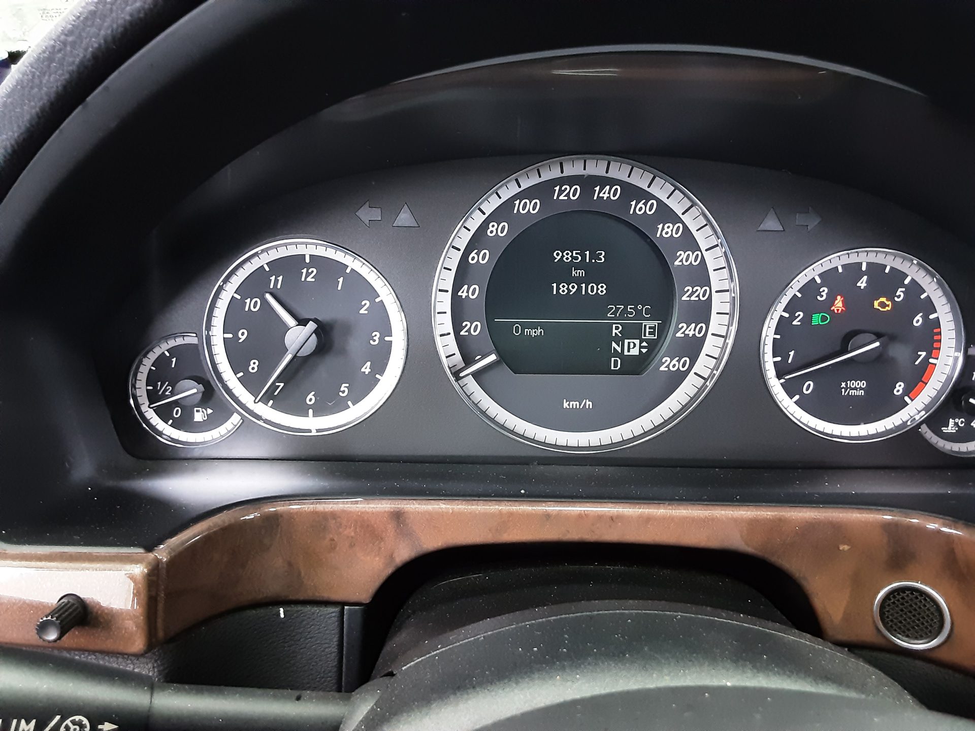 مرسيدس بنز E Class (4Th Gen) E300 Elegance 2011 E300