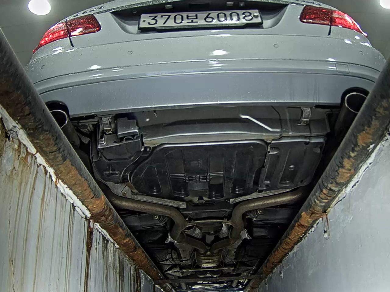 مرسيدس بنز E Class (4Th Gen) E300 Elegance 2011 E300
