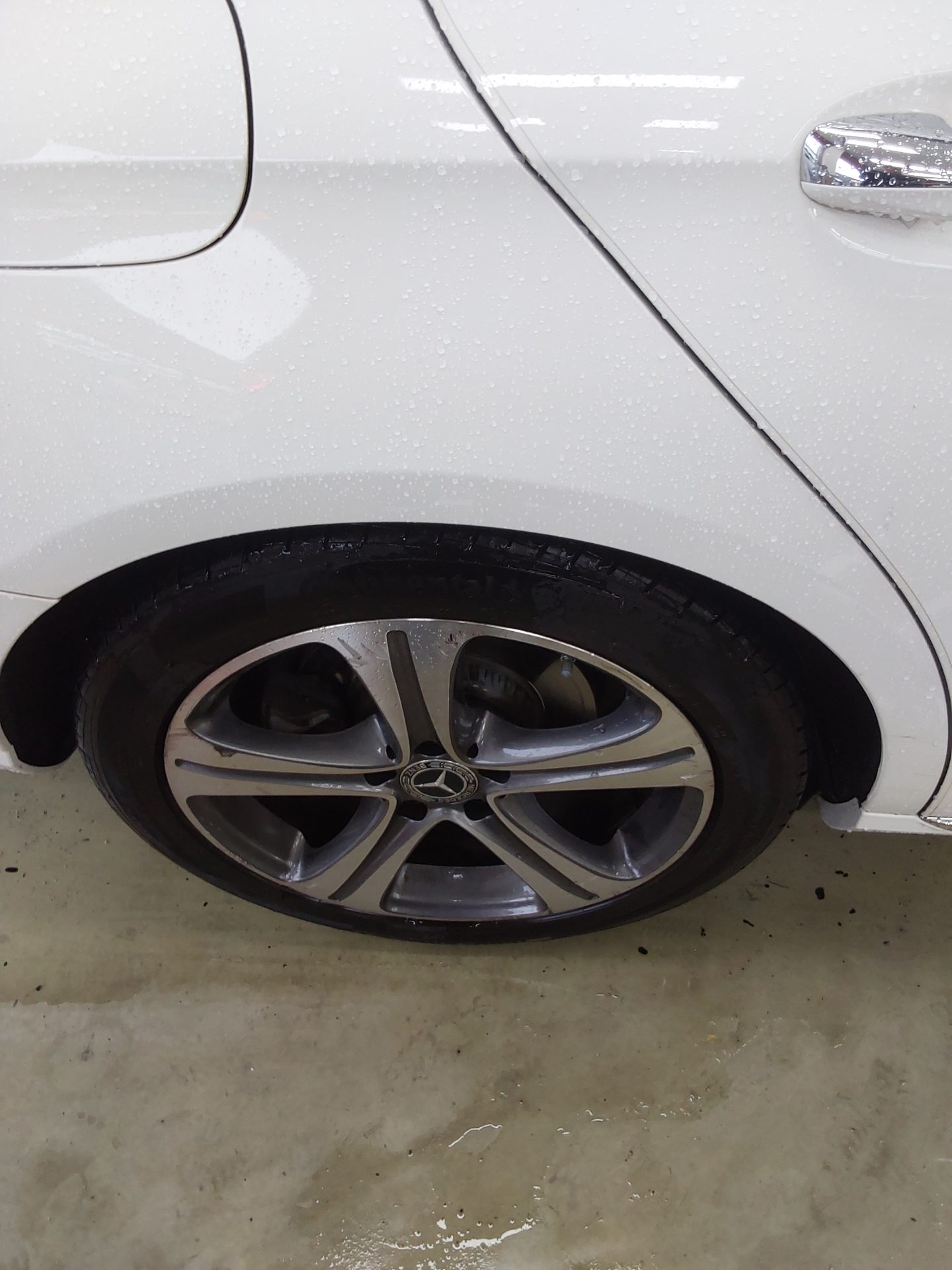 مرسيدس بنز E Class (5Th Gen) E300 Avantgarde 2019 E300