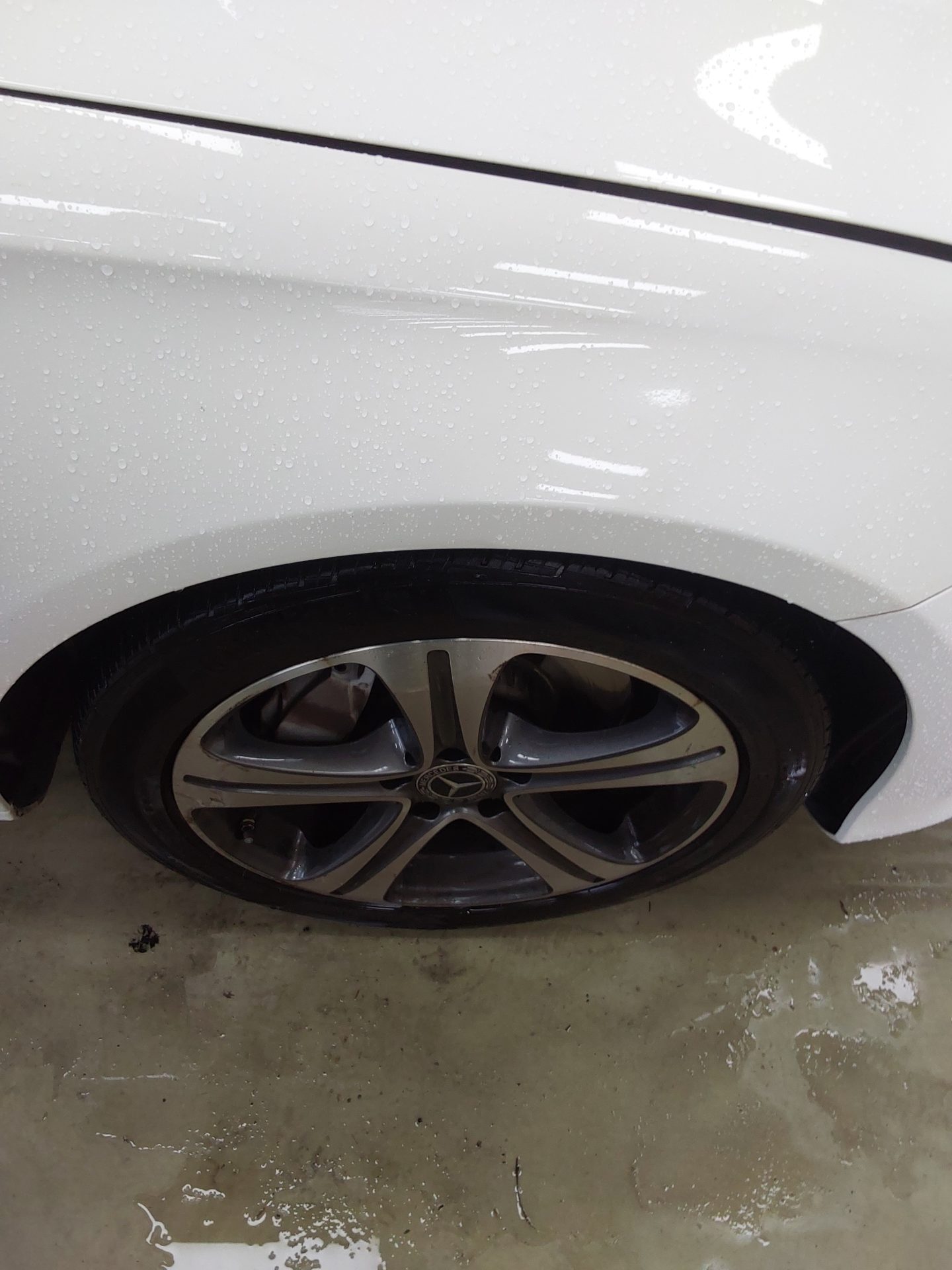 مرسيدس بنز E Class (5Th Gen) E300 Avantgarde 2019 E300