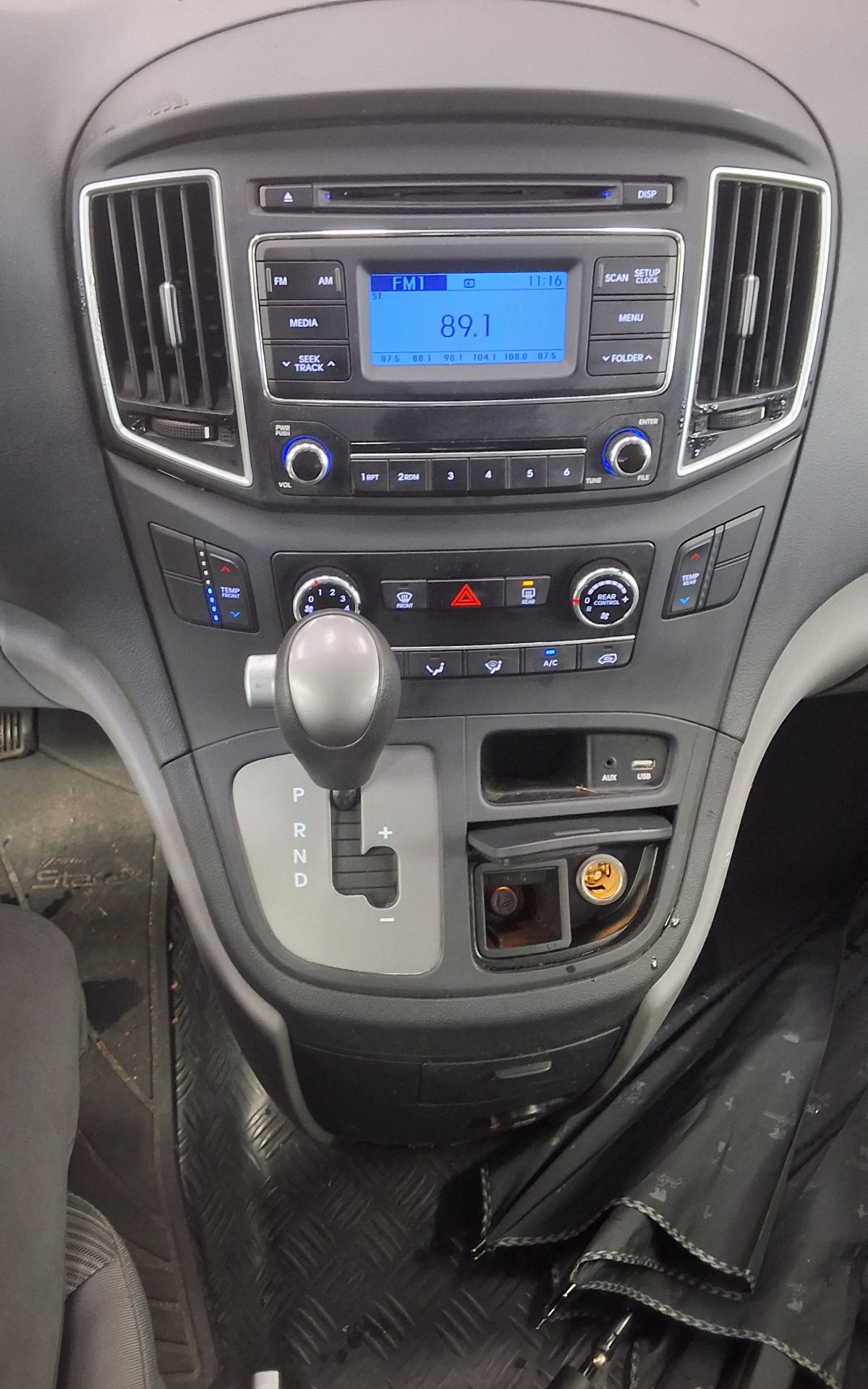 هيونداي الجديد جراند ستاركس 12 Seater ديزل ستايل 2019 STYLE