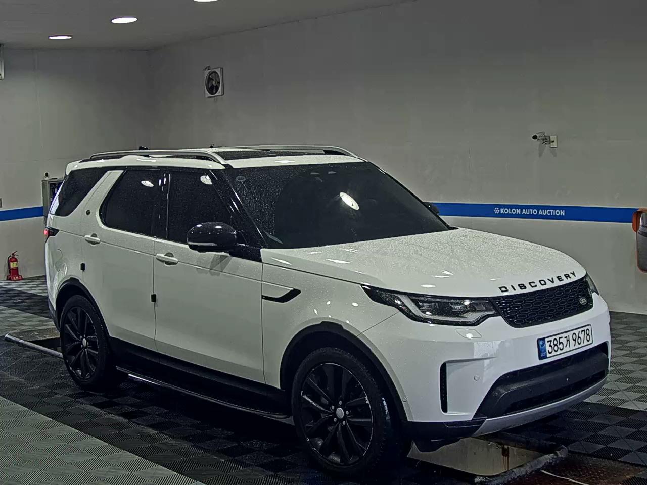 لاند روفر Rover Discovery 5 3.0 D250 Se 2022 SE