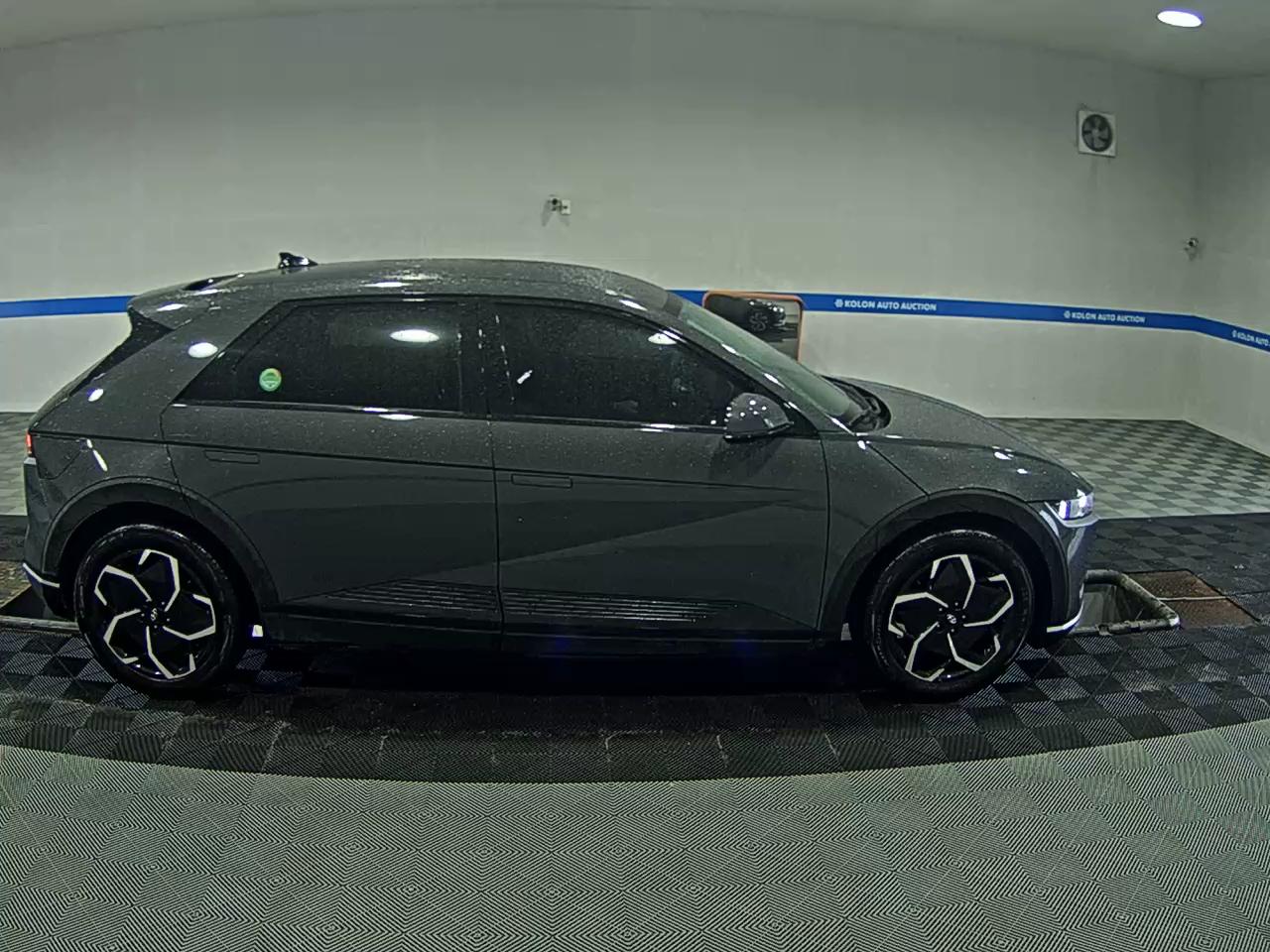 هيونداي أيونيك 2023 EV طويل المدى إكسكلوسيف