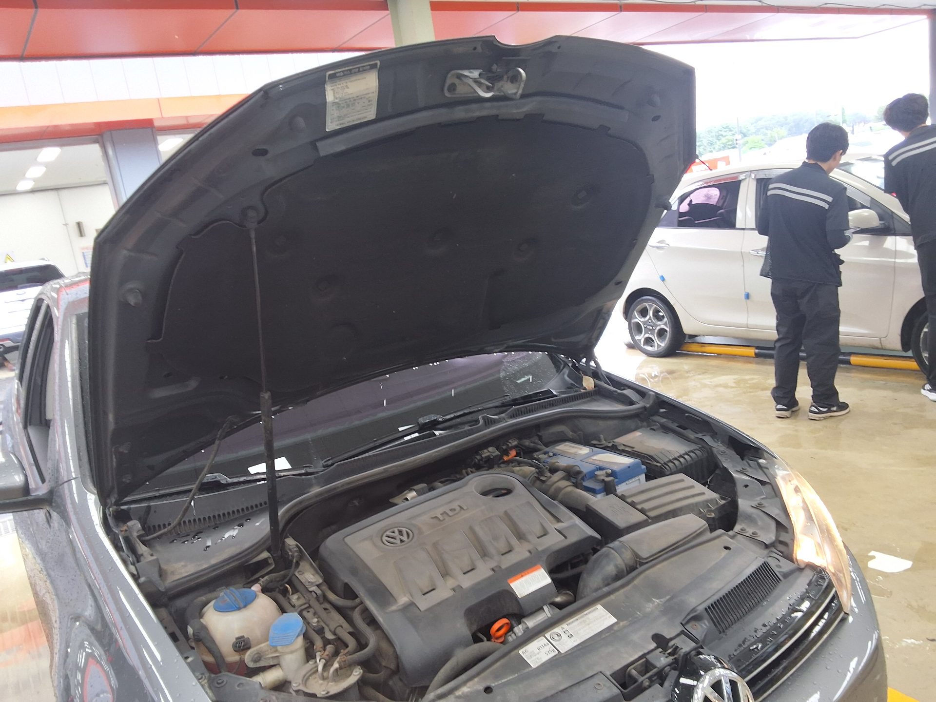 فولكس فاجن جولف (6Th Gen) 2.0 TDI 2012