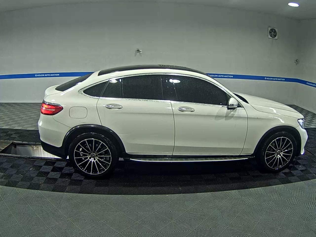 مرسيدس بنز جي إل سي Class جي إل سي 220D فورماتيك كوبيه بريميوم 2018 4MATIC بريميوم