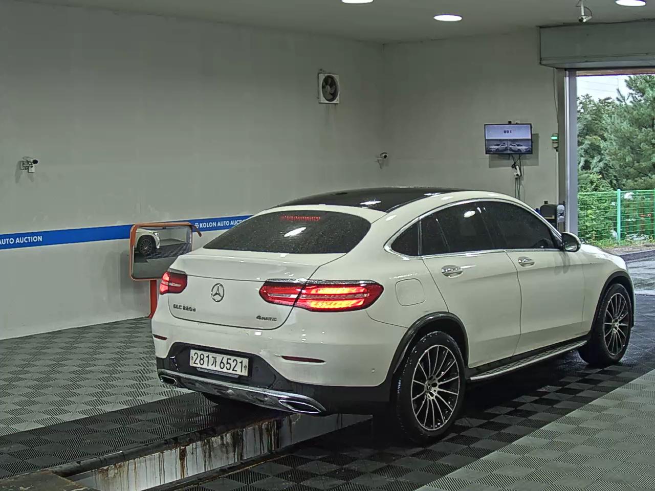 مرسيدس بنز جي إل سي Class جي إل سي 220D فورماتيك كوبيه بريميوم 2018 4MATIC بريميوم