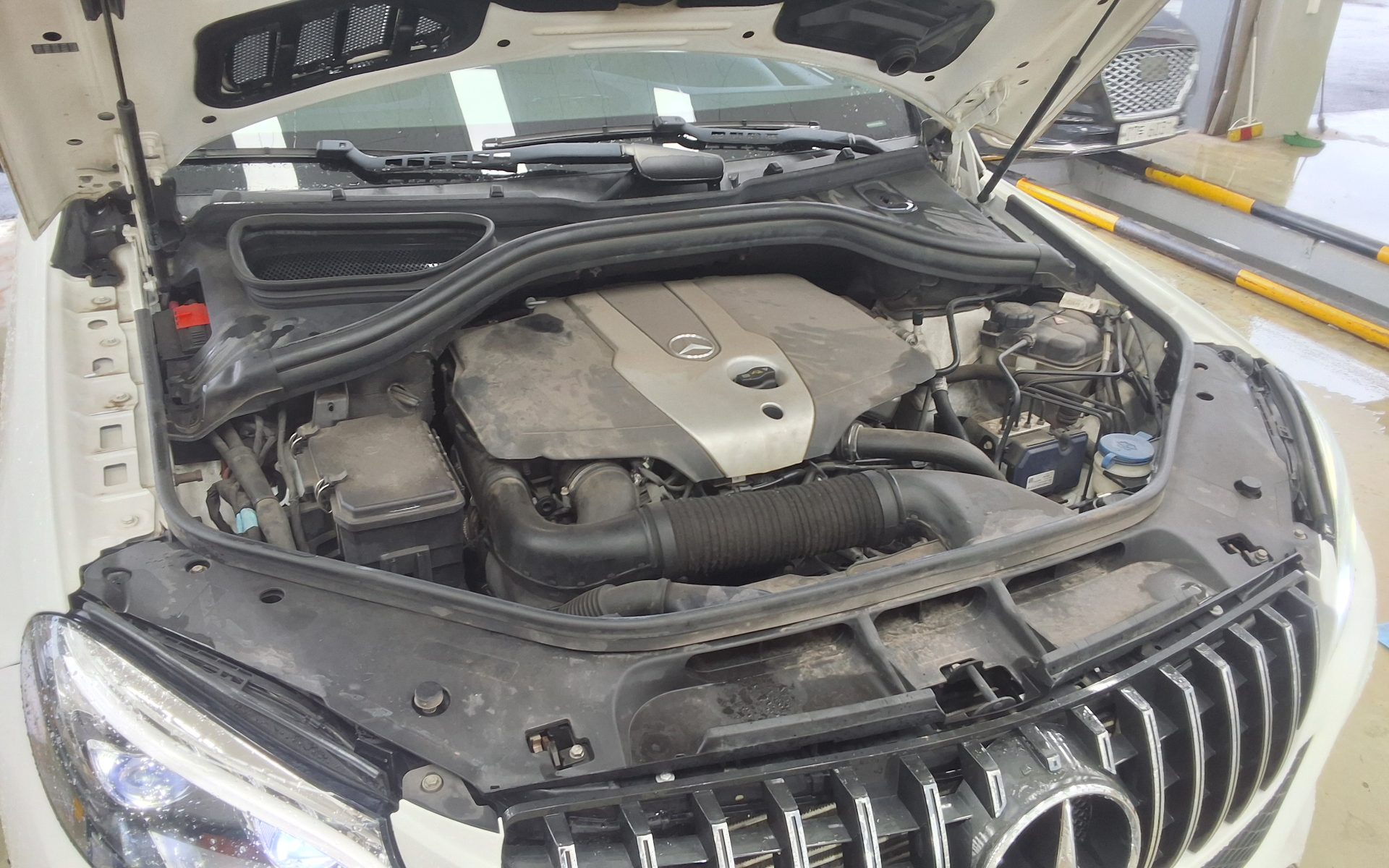 مرسيدس بنز جي إل إي Class (3Rd Gen) جي إل إي 250D فورماتيك 2016 4MATIC
