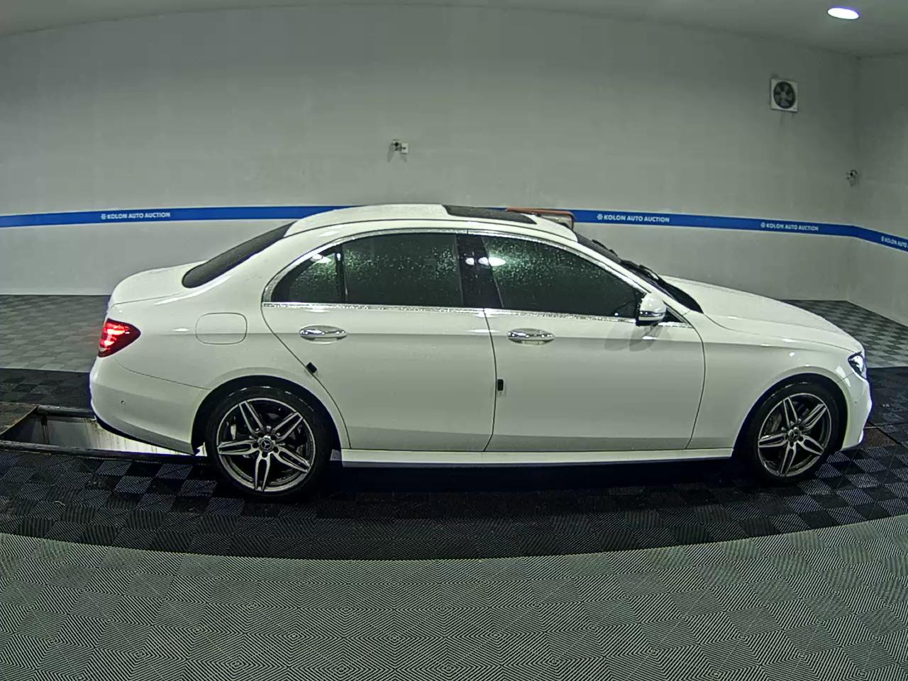 مرسيدس بنز E Class (5Th Gen) E300 فورماتيك AMG Line 2020 4MATIC LINE