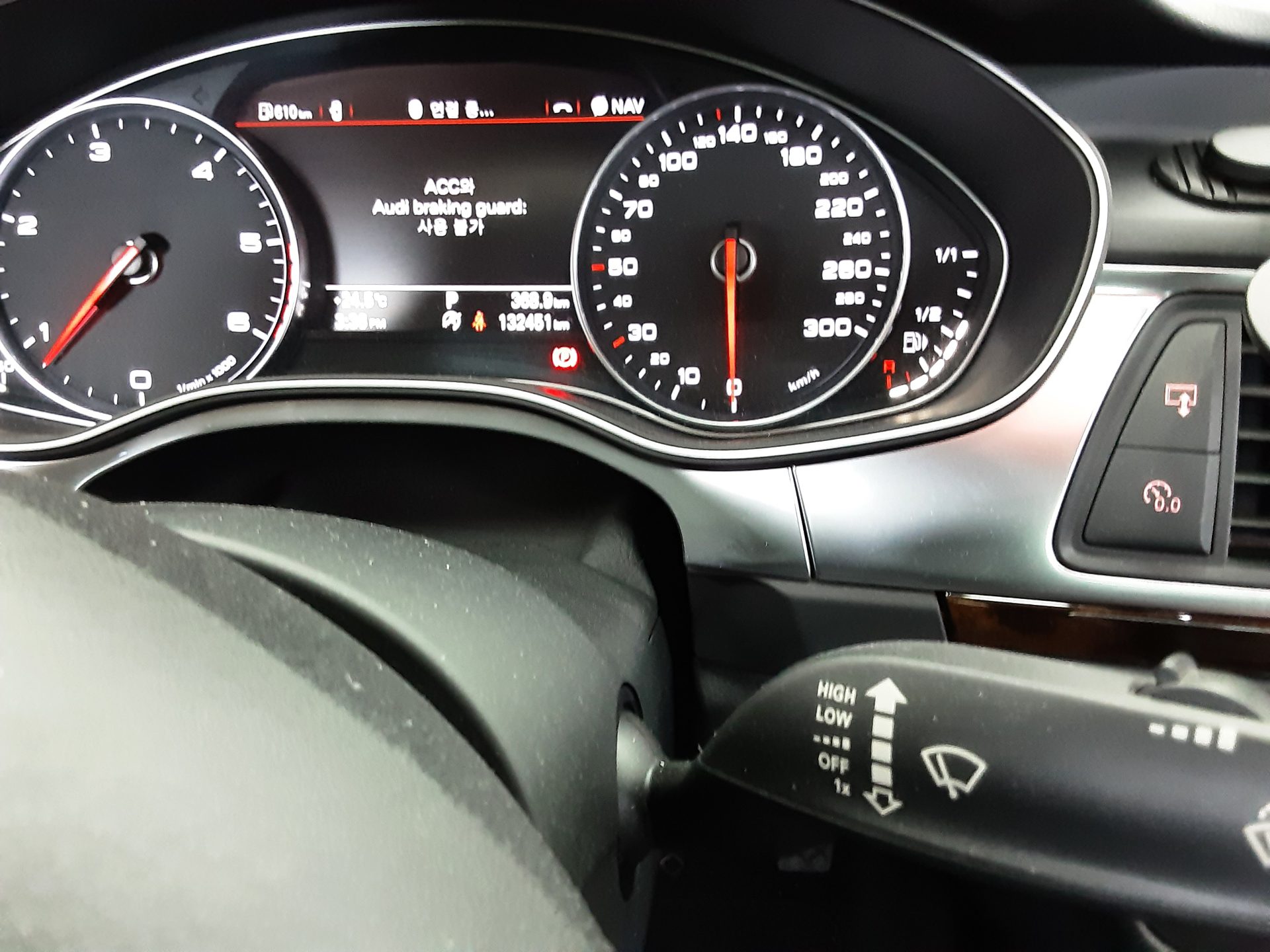 أودي إيه 6 (4Th Gen) 3.0 TDI كواترو Led Pack 2014