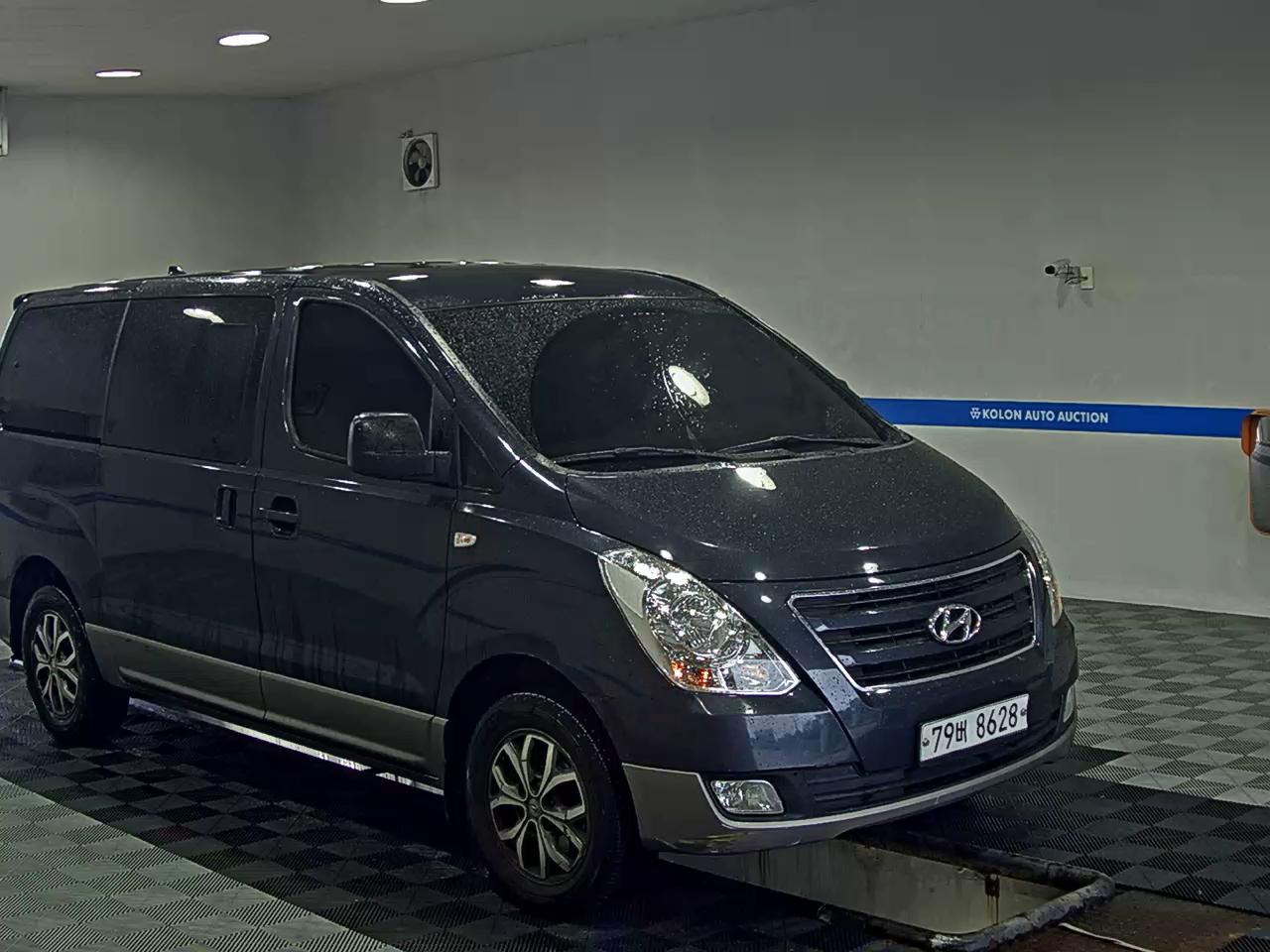 هيونداي جراند ستاركس 11 Seater ديزل دفع رباعي مودرن سبيشل 2017 MODERN SPECIAL