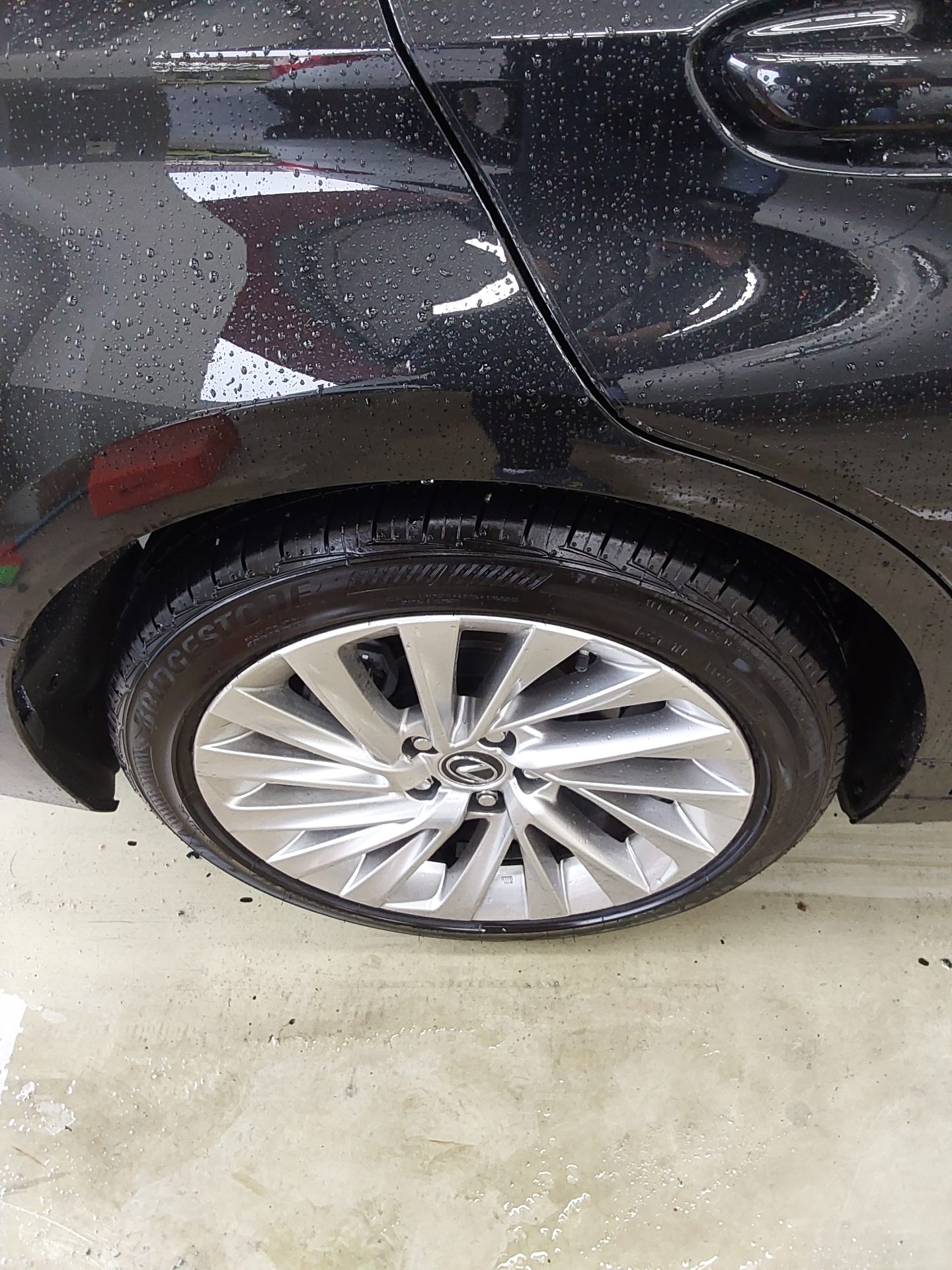 لكزس إي إس (7Th Gen) 300H Executive 2021 300h