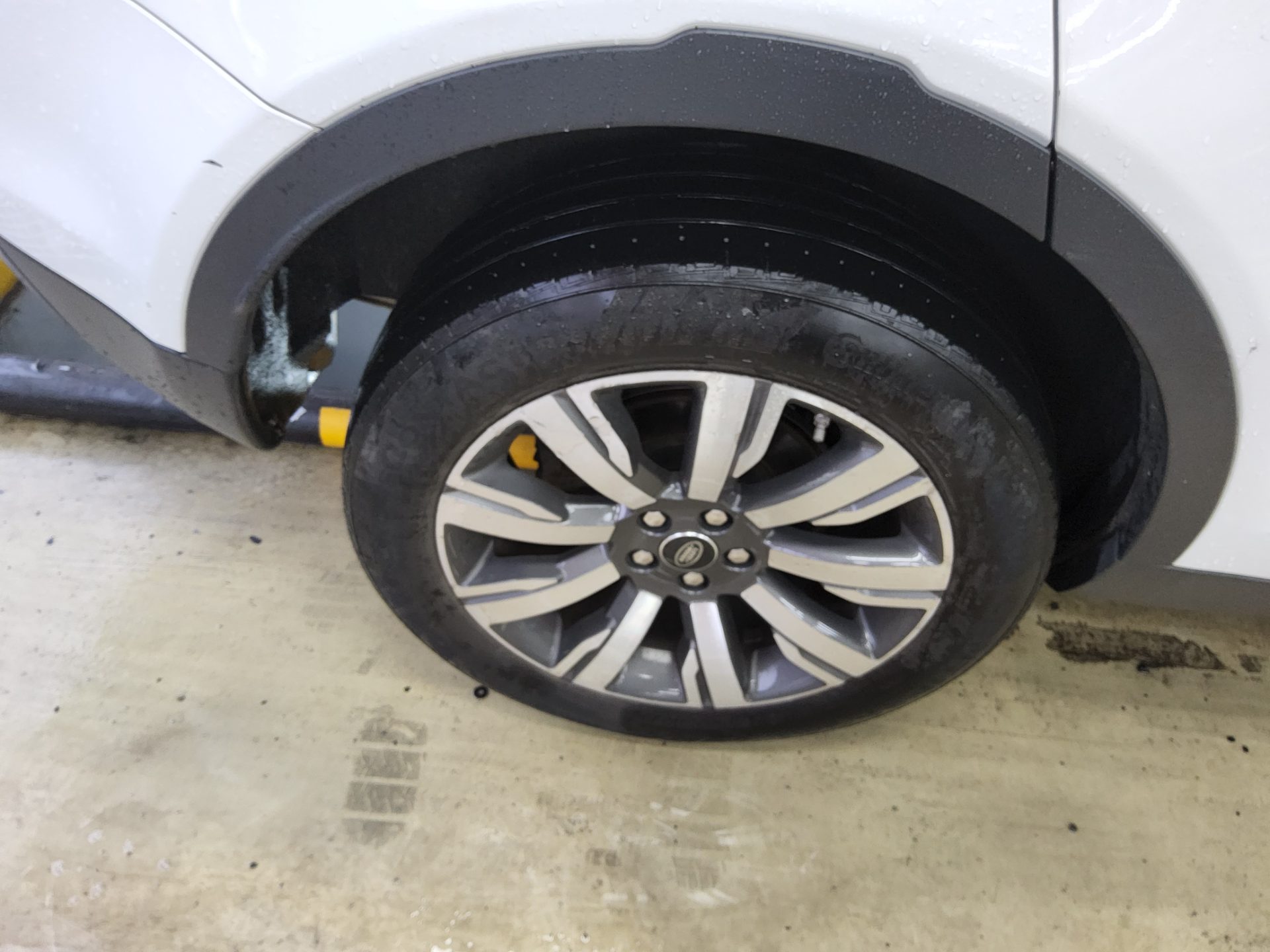 لاند روفر Rover Discovery Sport 2.0 Td4 Hse لكجري 2018 SPORT فاخر