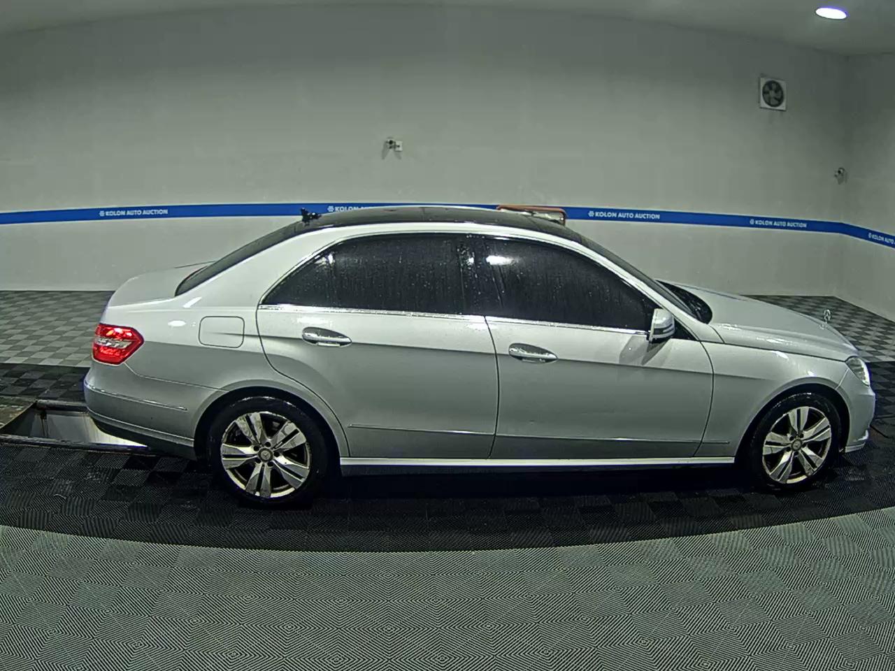 مرسيدس بنز E Class (4Th Gen) E300 Elegance 2013 E300