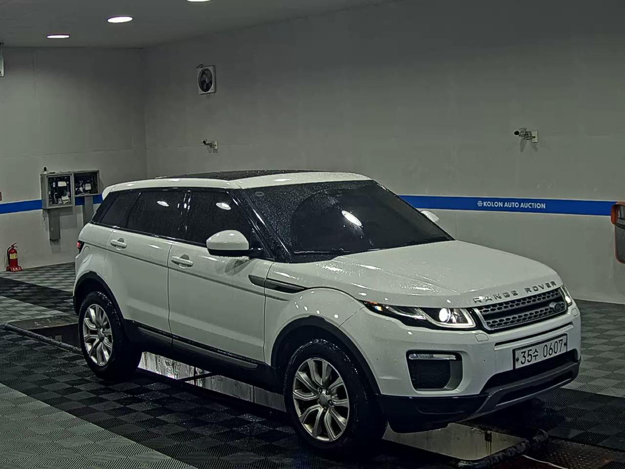 لاند روفر Rover رينج روفر Evoque 2.0 Td4 Se 2016 SE
