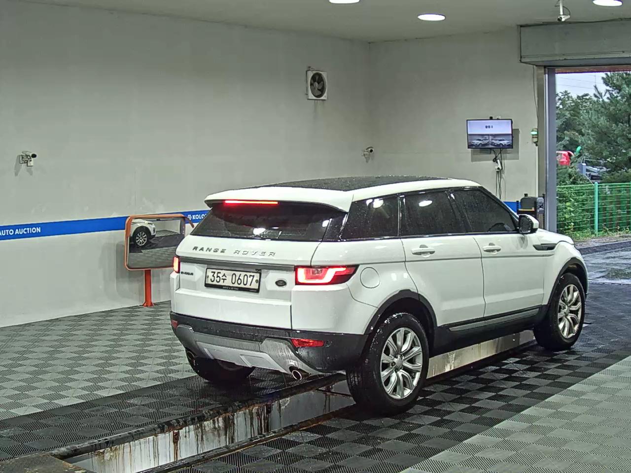 لاند روفر Rover رينج روفر Evoque 2.0 Td4 Se 2016 SE