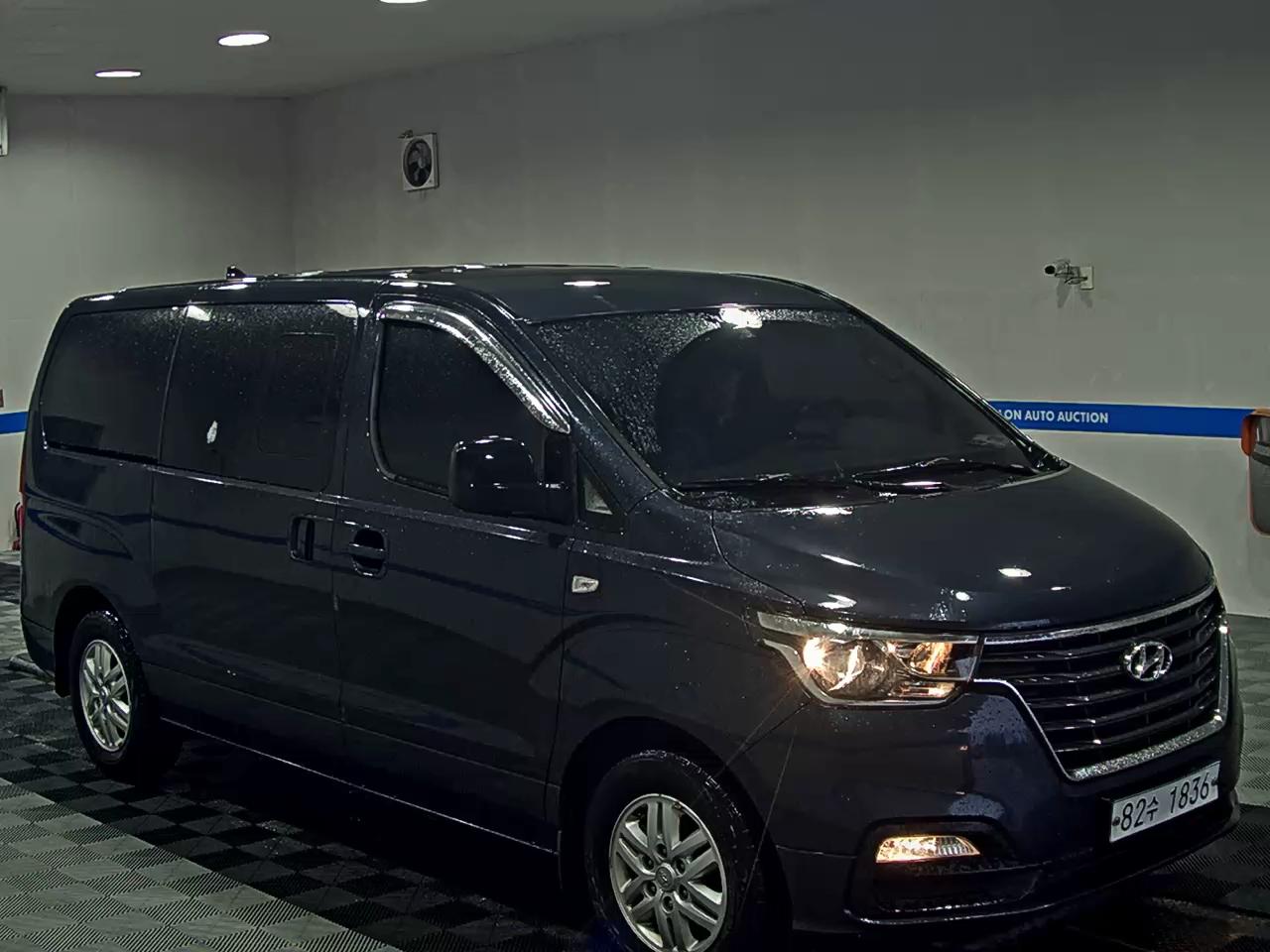 هيونداي الجديد جراند ستاركس 5 Seater ديزل فان مودرن 2019 VAN MODERN