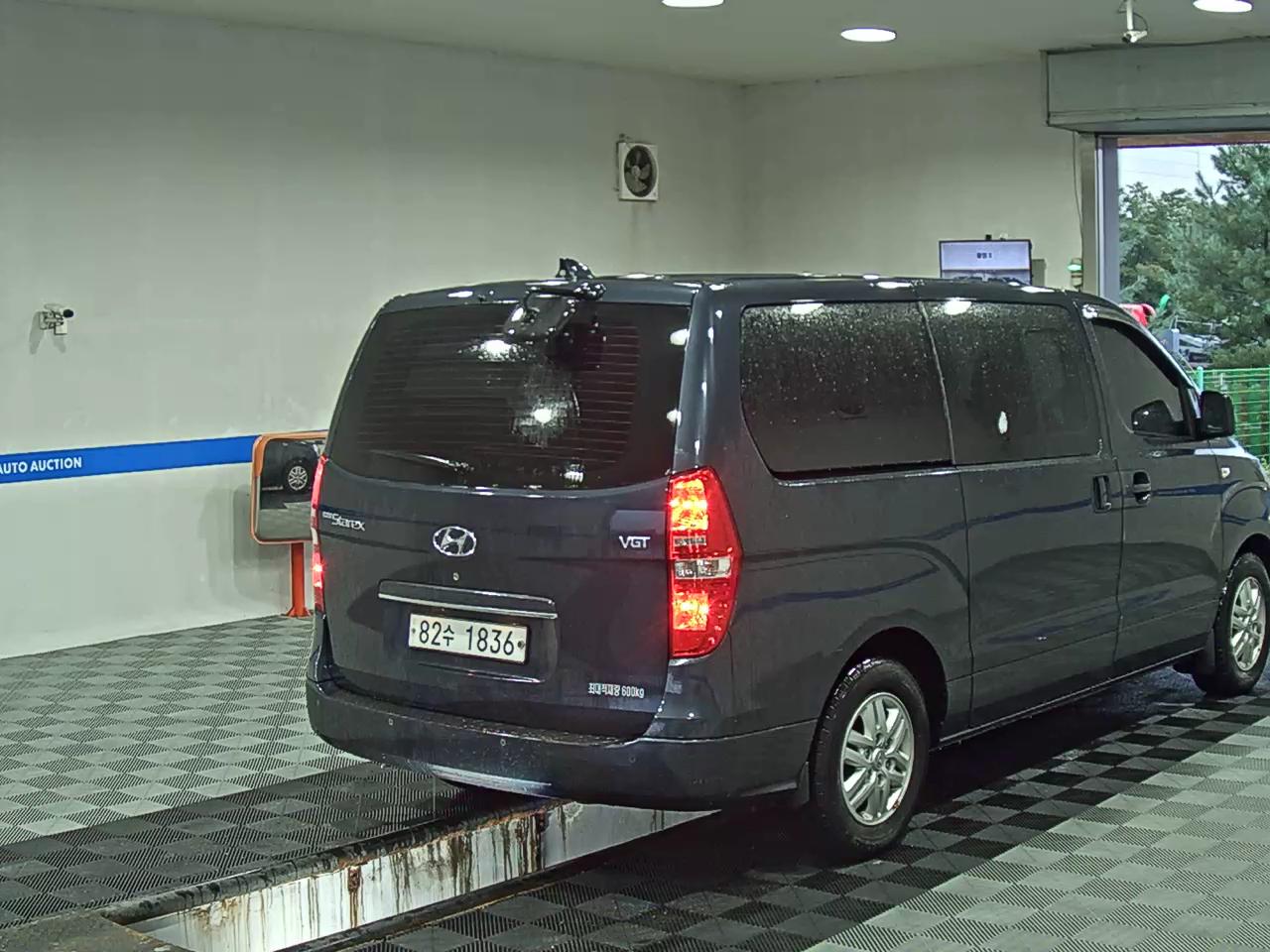 هيونداي الجديد جراند ستاركس 5 Seater ديزل فان مودرن 2019 VAN MODERN