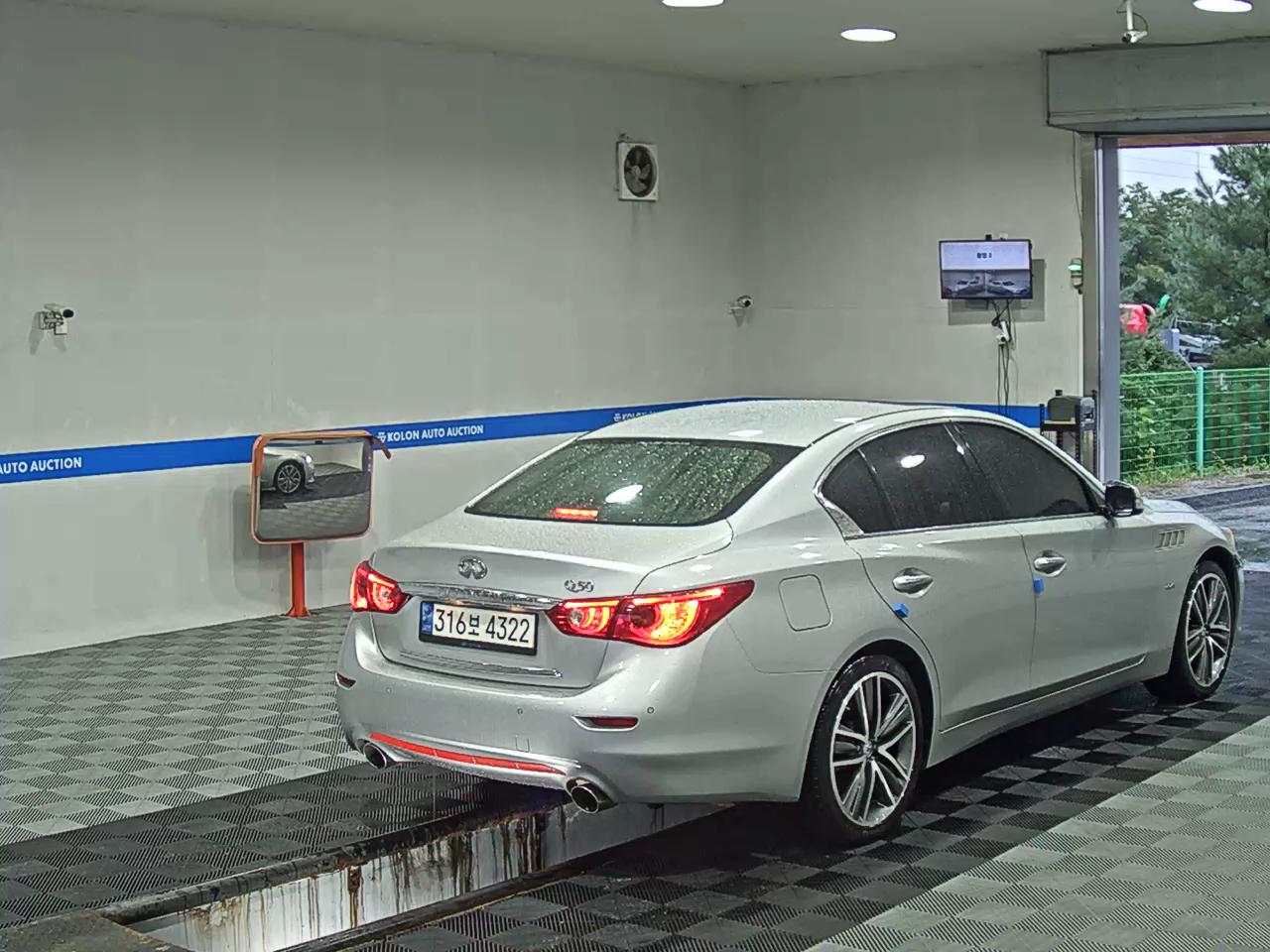 إنفينيتي Q50 2.2D بريميوم 2014 بريميوم