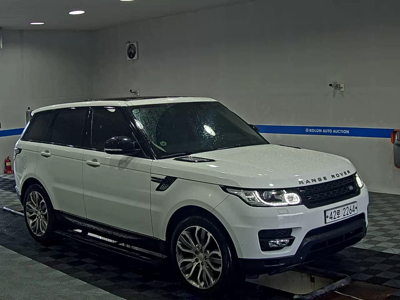 لاند روفر Rover رينج روفر Sport (2Nd Gen) 3.0 Sdv6 Hse Dynamic 2014 SPORT