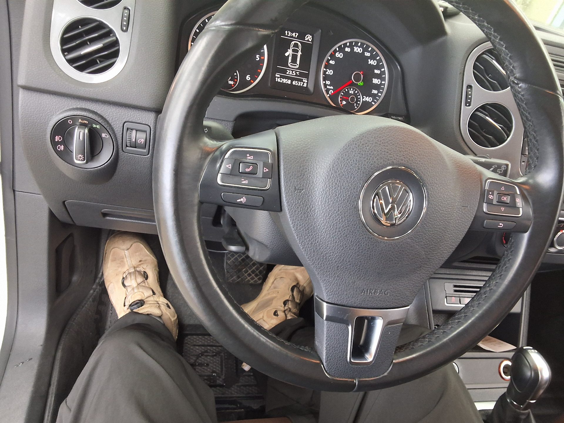 فولكس فاجن تيجوان 2.0 TDI Bluemotion Comfort 2014