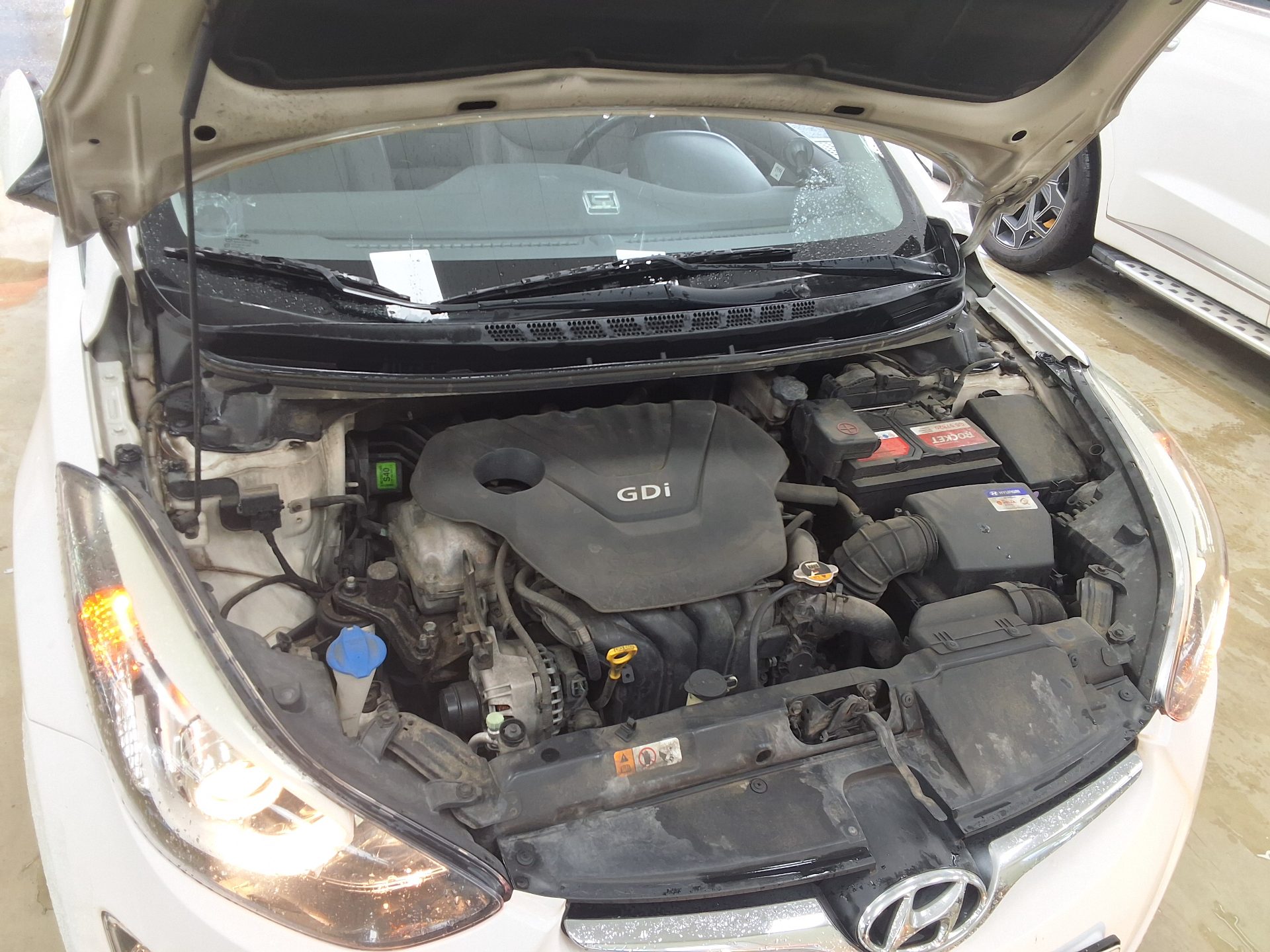 هيونداي أفانتي 2014 SMART