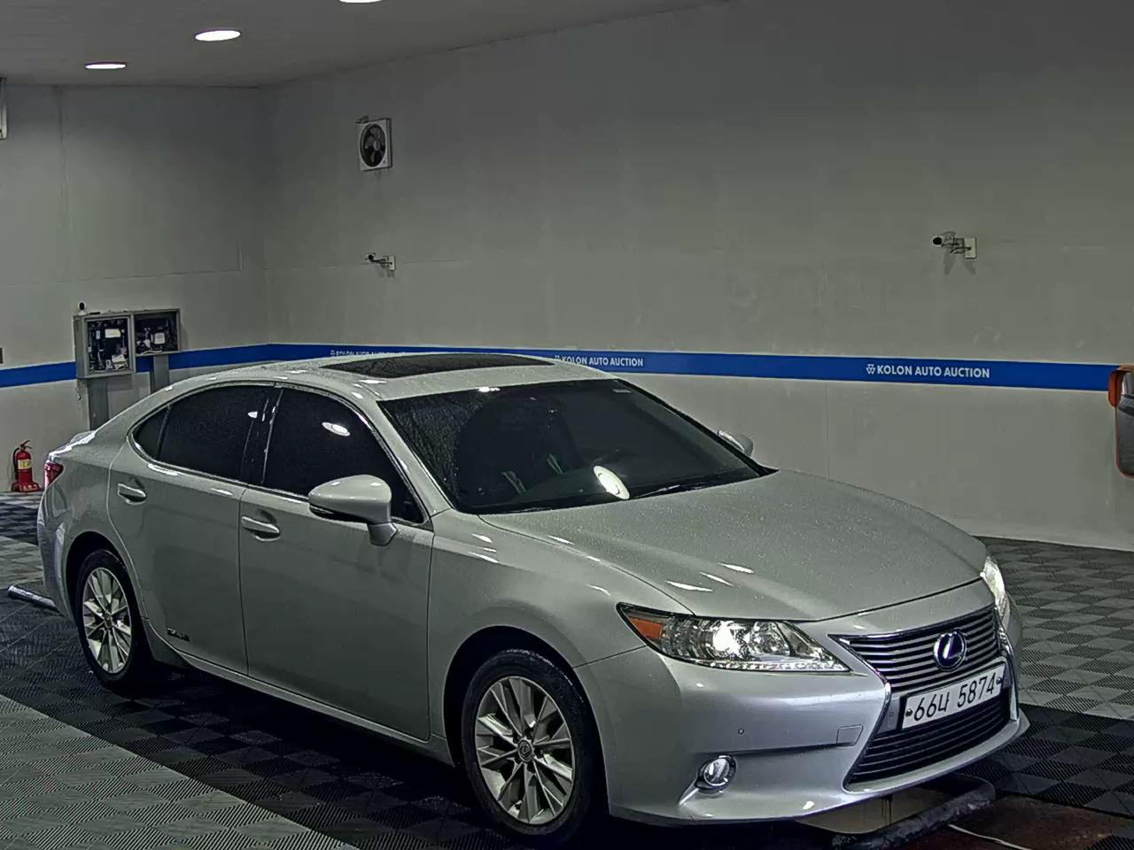 لكزس إي إس (6Th Gen) 300H 2013 300h