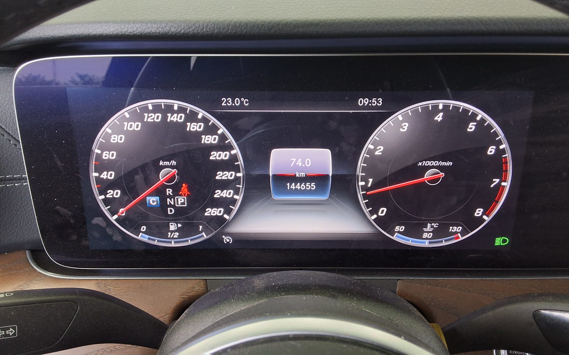 مرسيدس بنز E Class (5Th Gen) E300 فورماتيك إكسكلوسيف 2019 4MATIC إكسكلوسيف