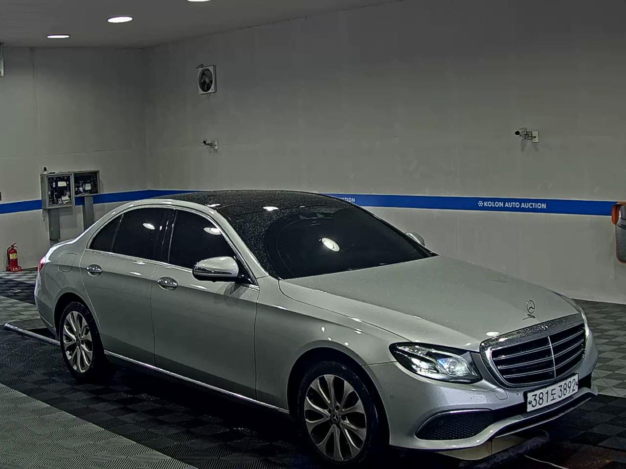 مرسيدس بنز E Class (5Th Gen) E300 فورماتيك إكسكلوسيف 2019 4MATIC إكسكلوسيف