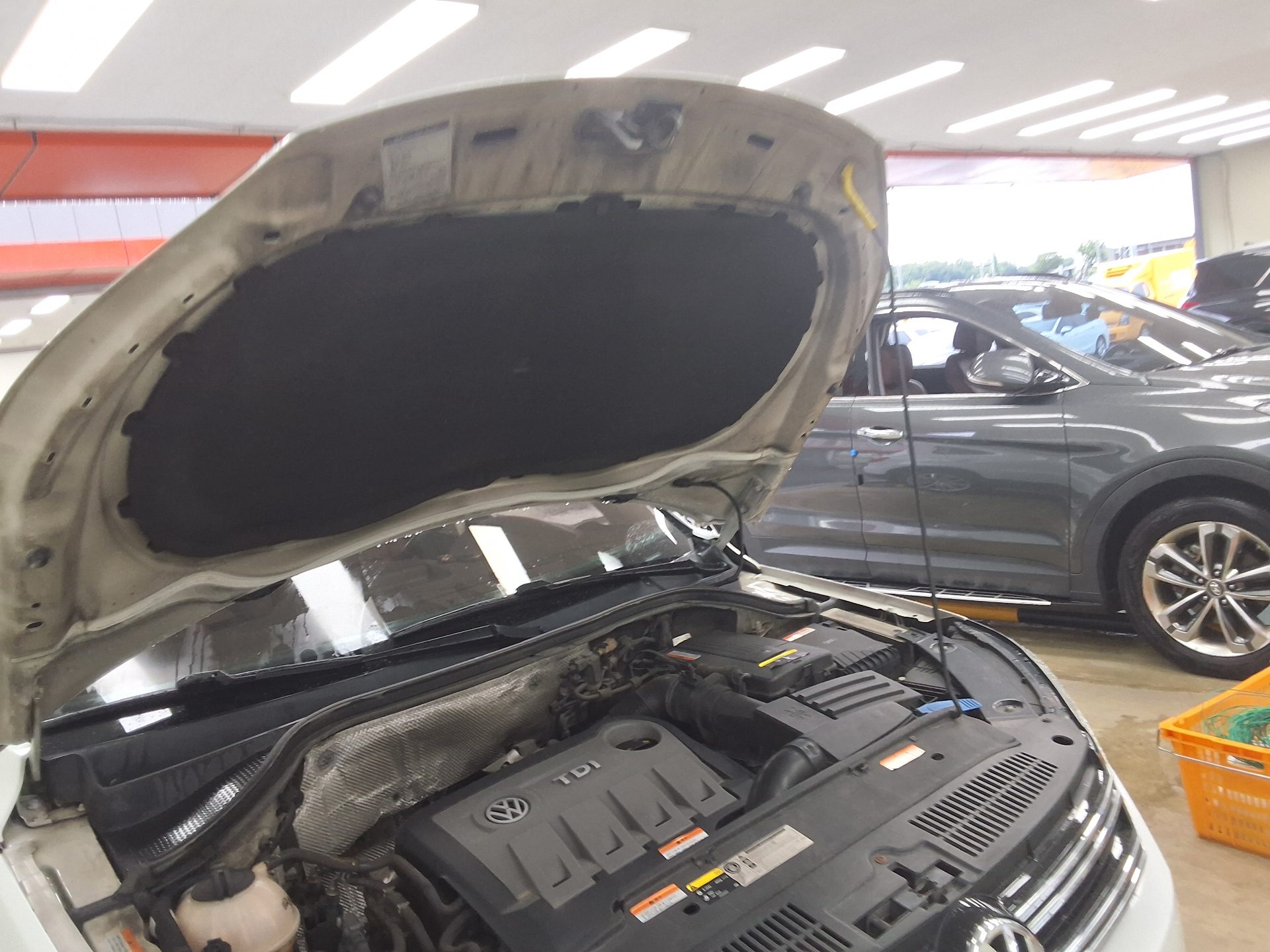 فولكس فاجن تيجوان 2.0 TDI Bluemotion بريميوم 2015 بريميوم