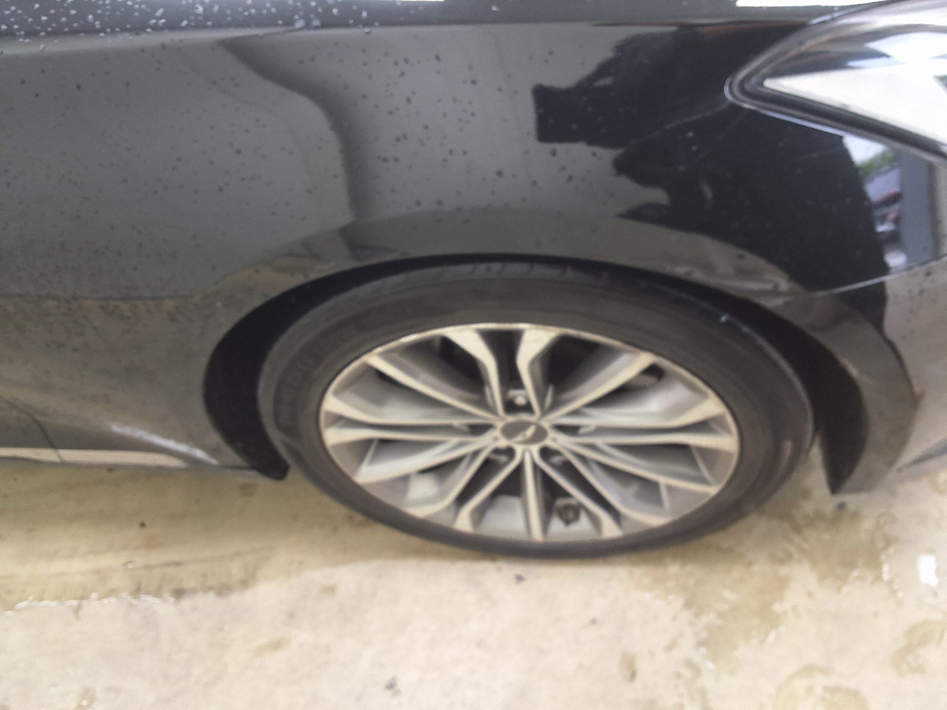 هيونداي جينيسيس Dh G330 دفع كلي بريميوم 2015 دفع رباعي بريميوم