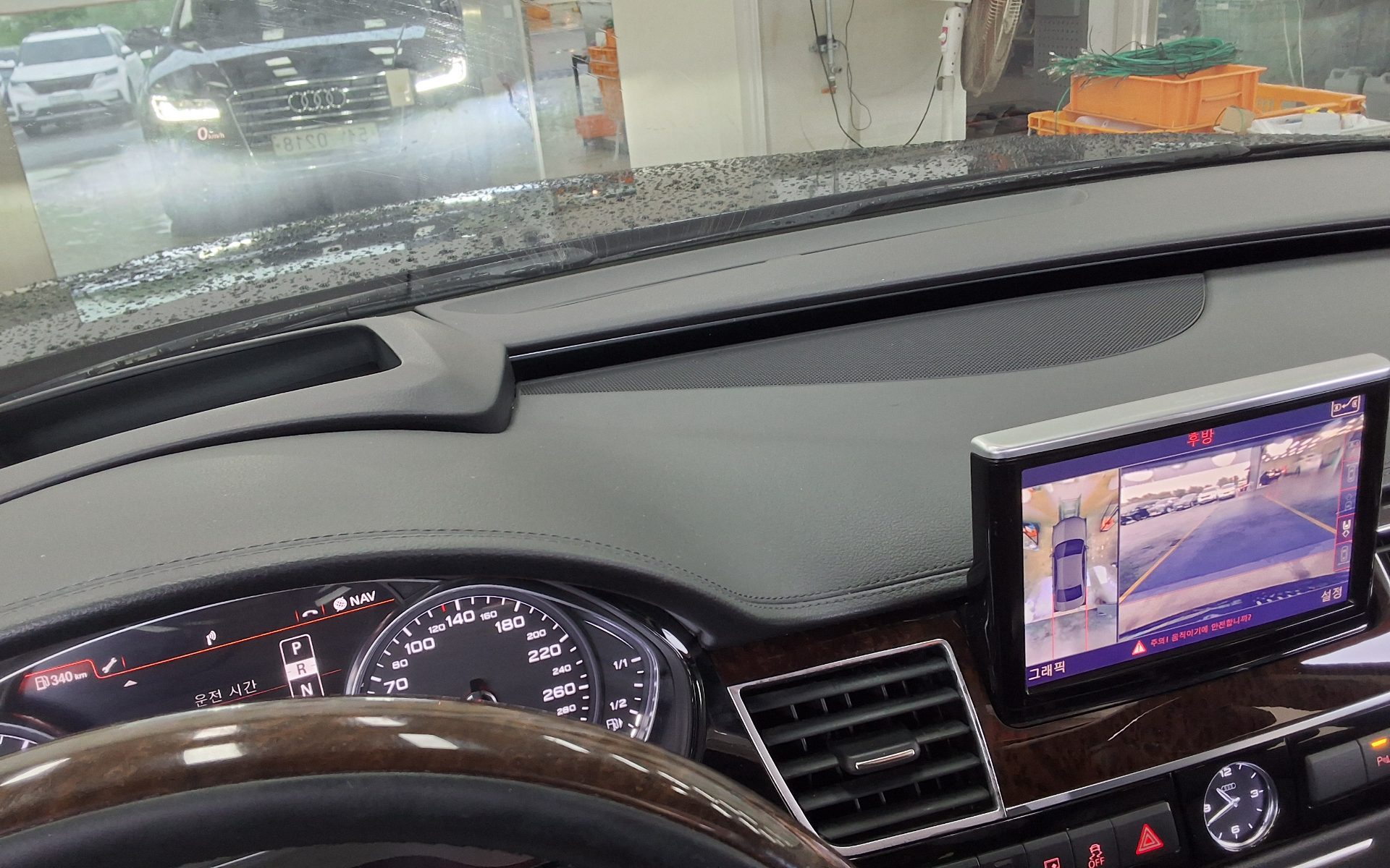 أودي إيه 8 (3Rd Gen) 50 TDI كواترو 2015
