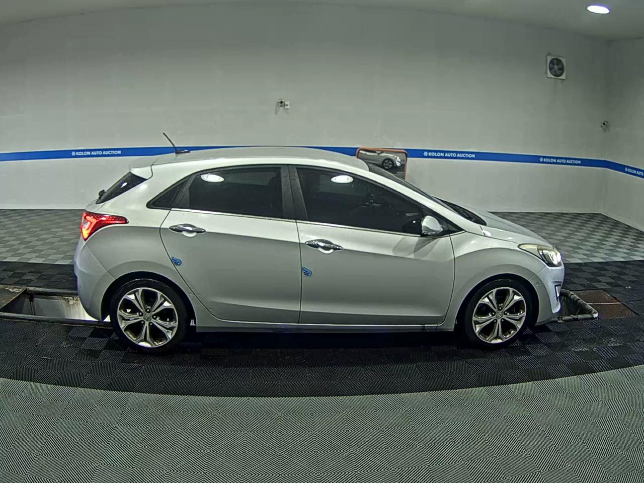 هيونداي جديد I30 1.6 VGT Extreme 2012