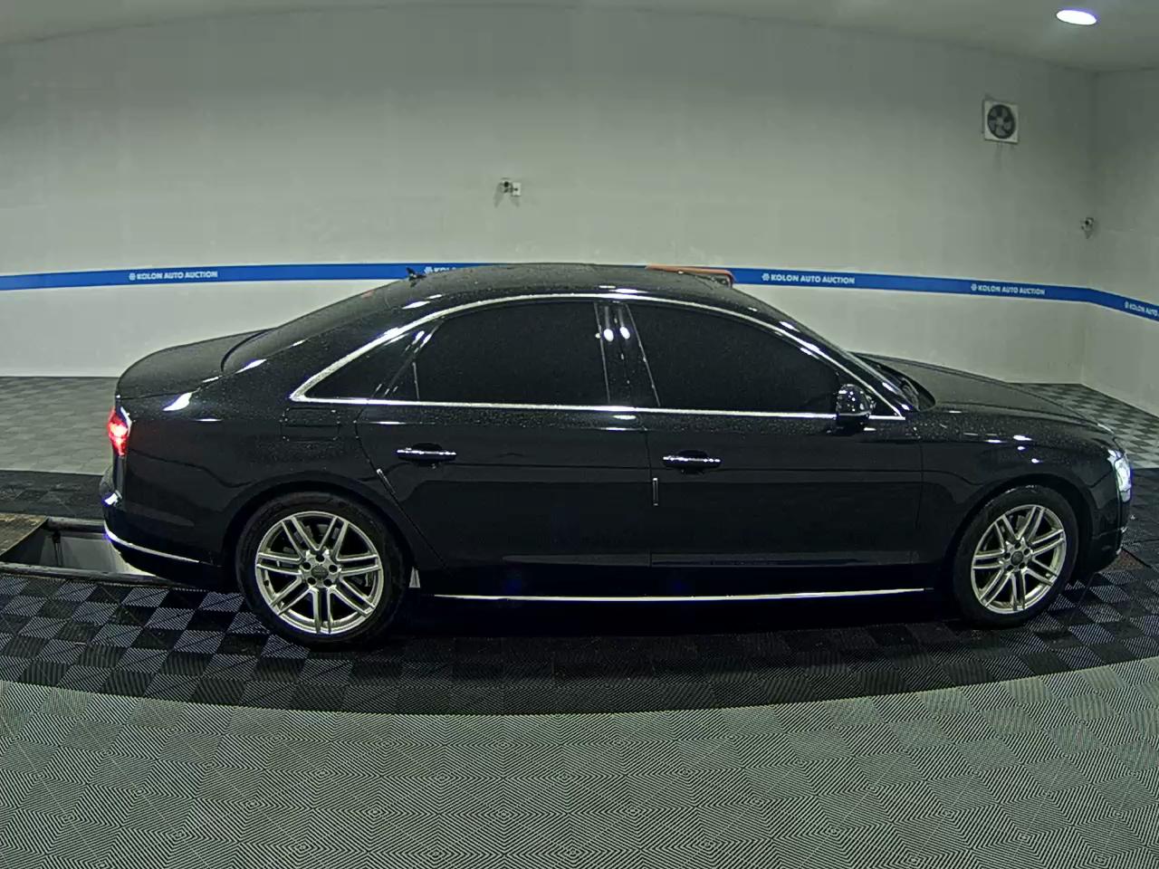 أودي إيه 8 (3Rd Gen) 50 TDI كواترو 2015
