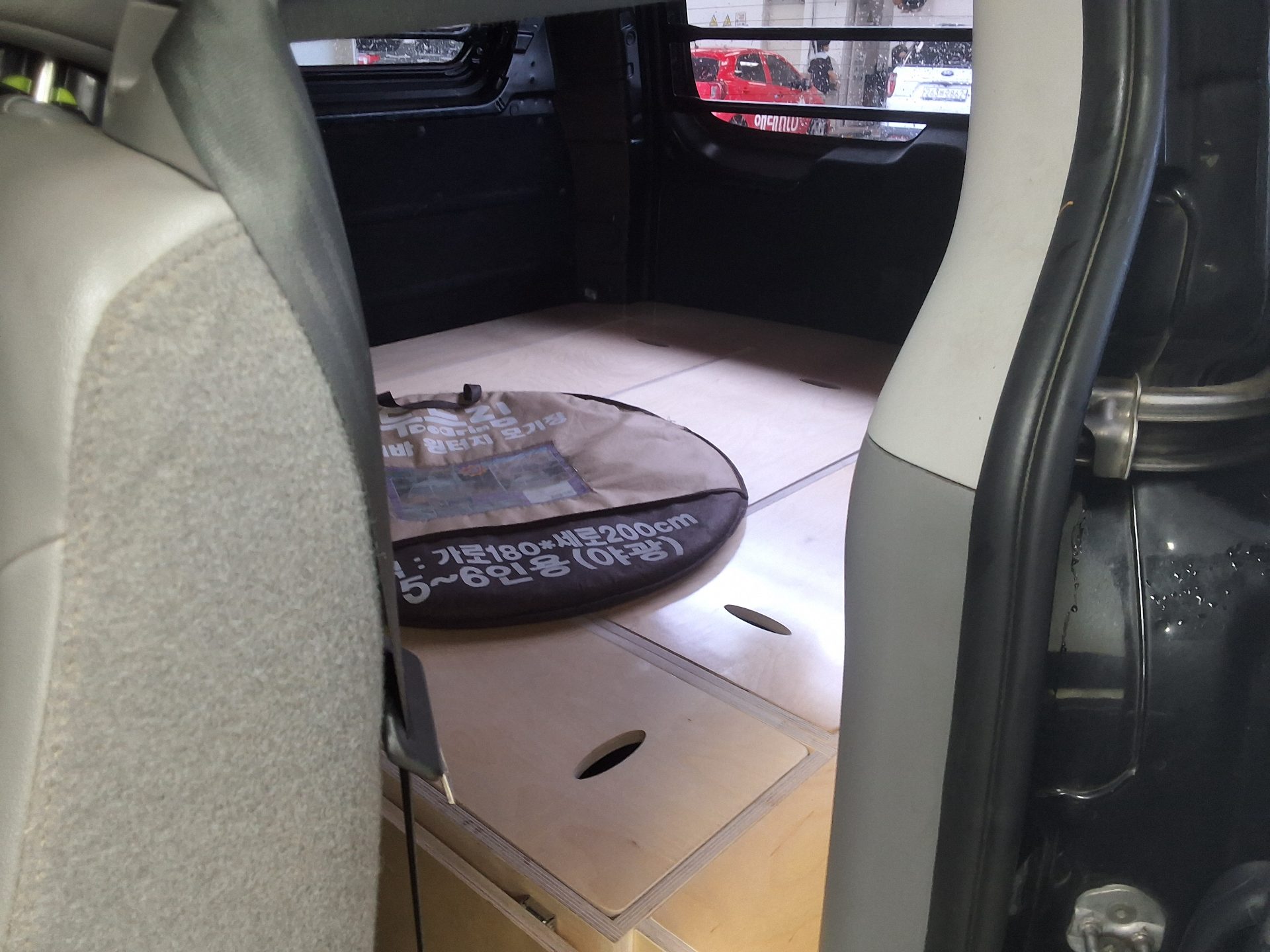 هيونداي جراند ستاركس 5 Seater ديزل فان سمارت 2017 VAN SMART