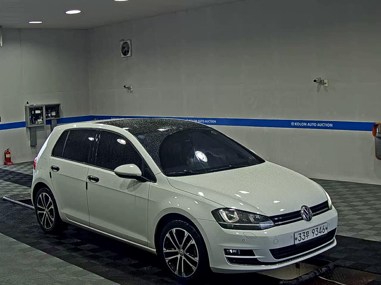 فولكس فاجن جولف (7Th Gen) 2.0 TDI بريميوم 2015 بريميوم