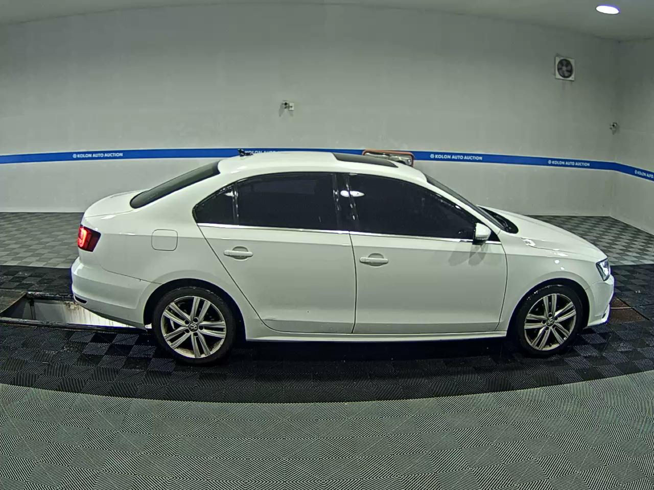 فولكس فاجن جيتا (6Th Gen) 2.0 TDI Bluemotion بريميوم 2015 بريميوم
