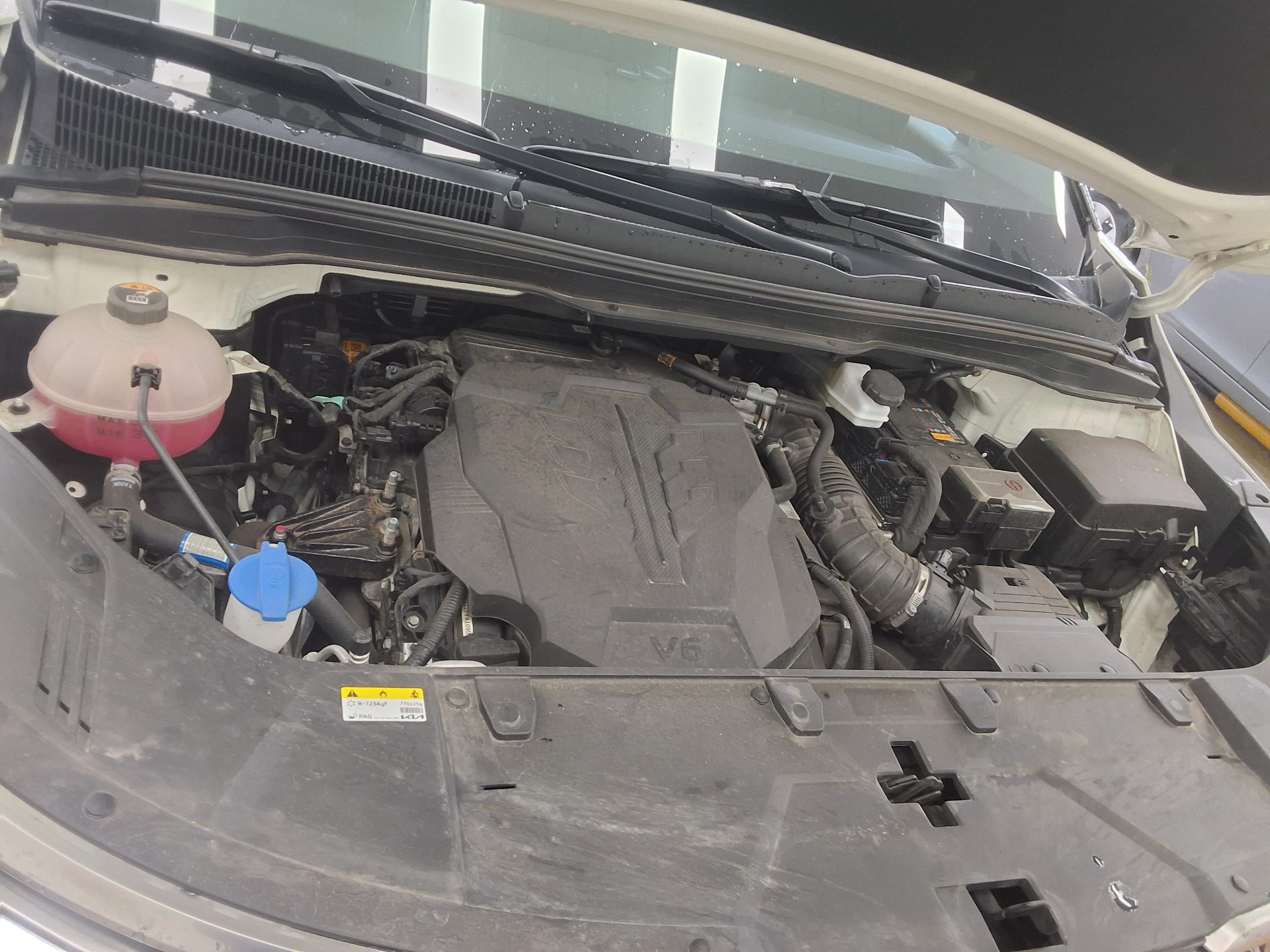 كيا جديد كارنفال (Ka4) Hi Limousine سبيشل Body Major Car 2023 SPECIAL