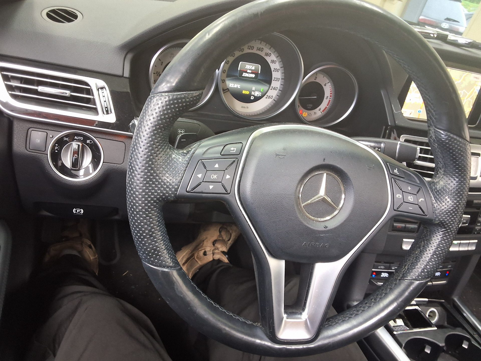 مرسيدس بنز E Class (4Th Gen) E250 Cdi فورماتيك 2014 4MATIC