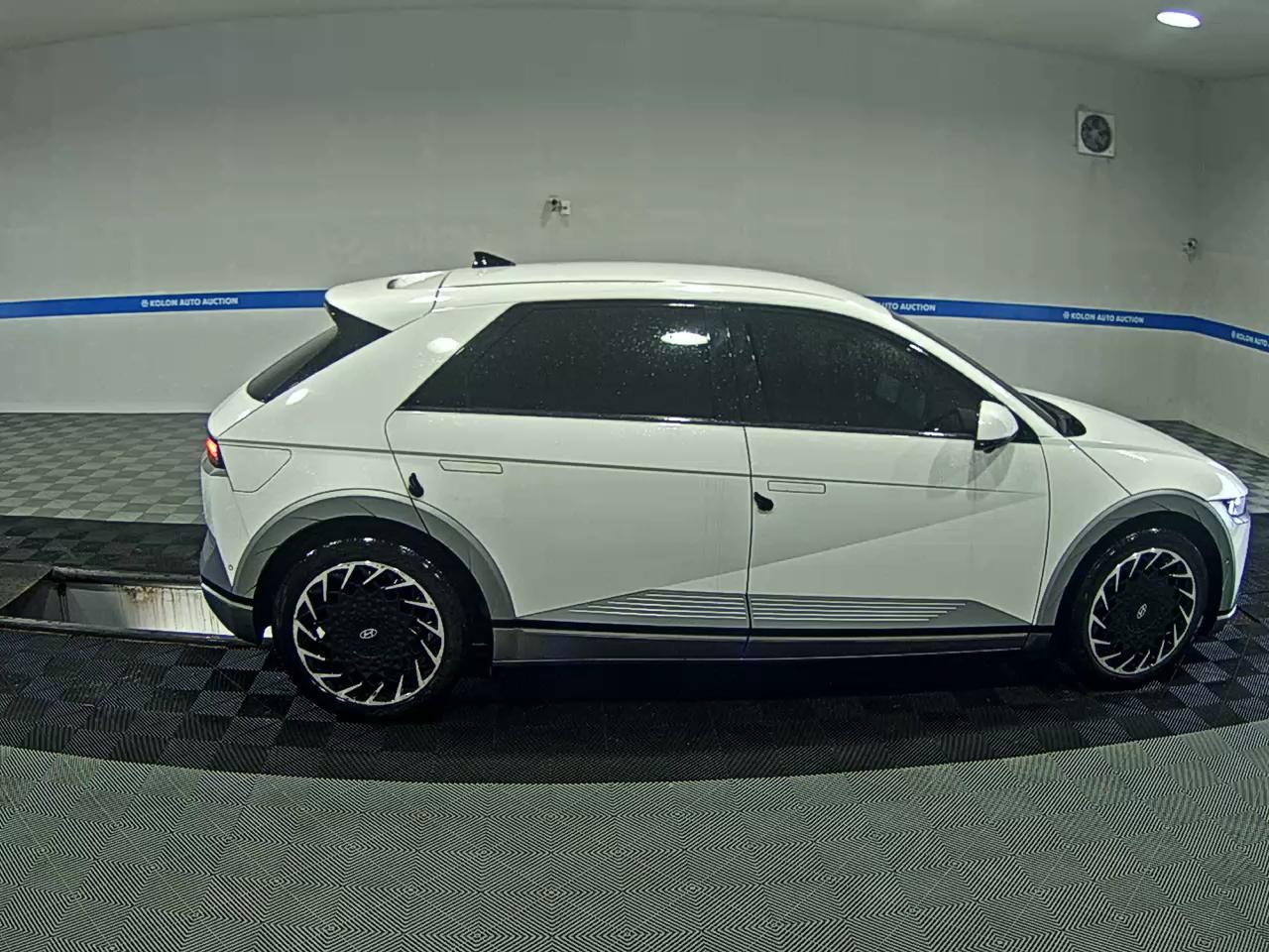هيونداي أيونيك 2023 EV طويل المدى PRESTIGE