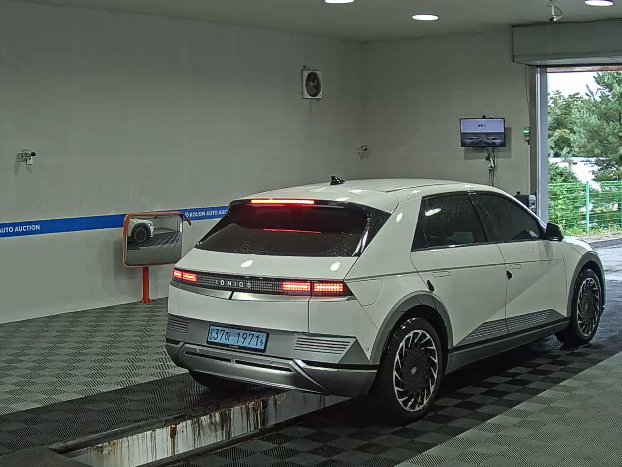 هيونداي أيونيك 2023 EV طويل المدى PRESTIGE