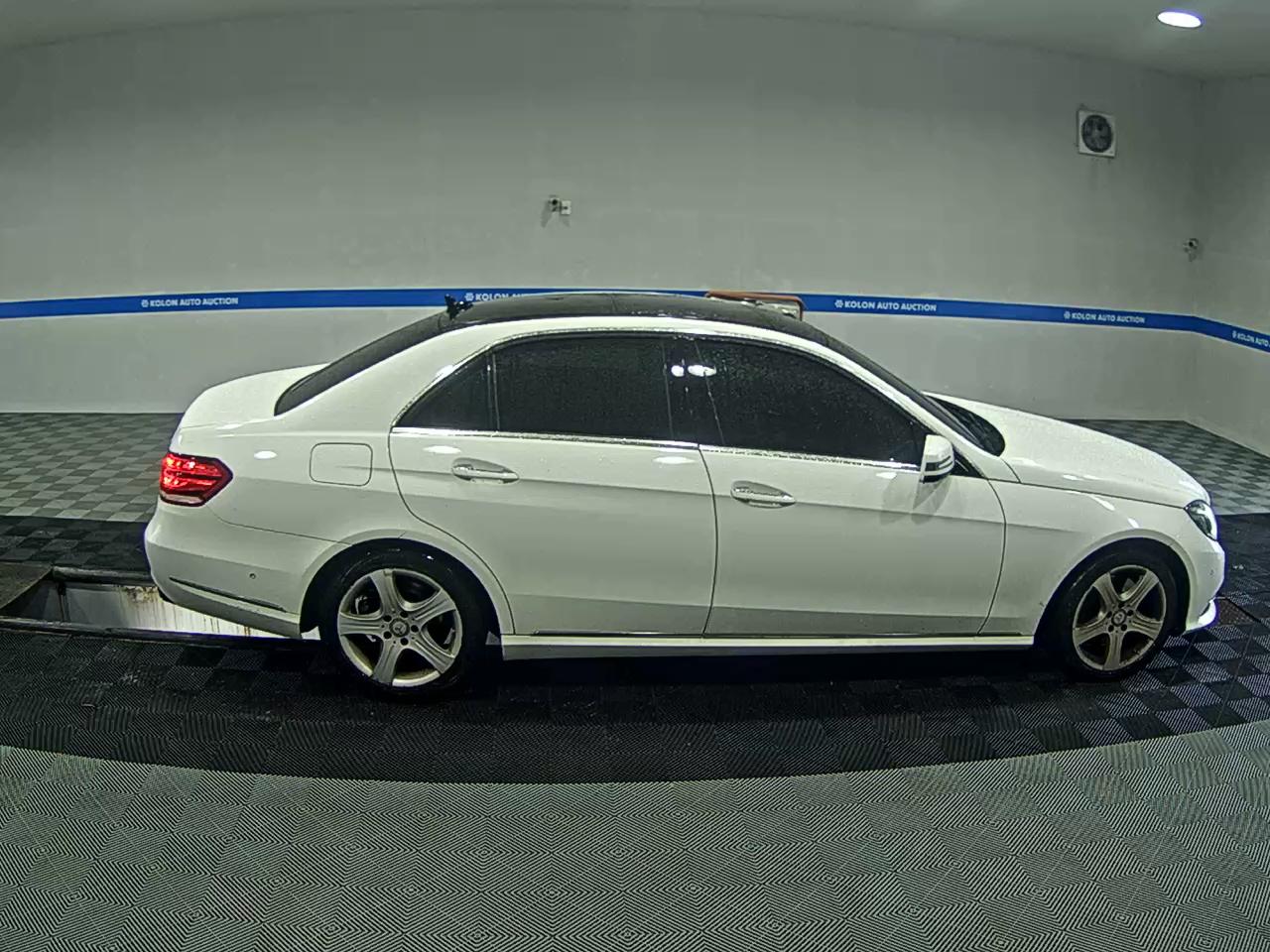 مرسيدس بنز E Class (4Th Gen) E250 Cdi فورماتيك 2014 4MATIC