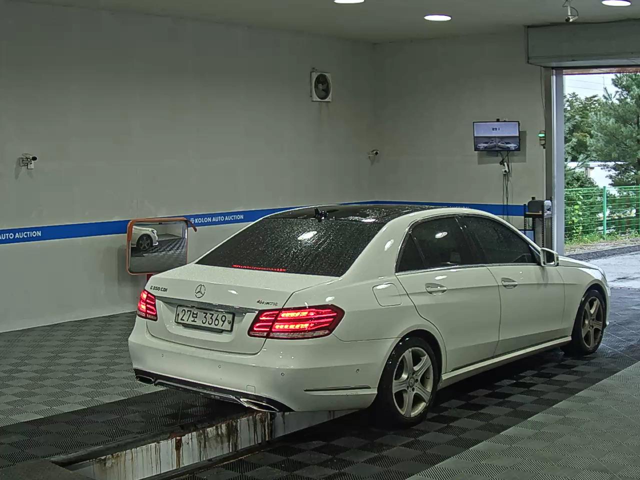مرسيدس بنز E Class (4Th Gen) E250 Cdi فورماتيك 2014 4MATIC